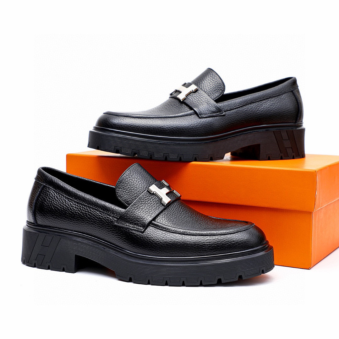 NO:352449,【HERMES】The original item for hot men's shoes counter!  The world's top brand... Luxury quality...// Fashion, high-end quality... Give you a low-key and luxurious comfort experience. The upper is made of pure Italian imported original plate top layer lychee pattern cowhide leather. Sweat-absorbing cowhide inner. Comfortable and breathable, original rubber and plastic flower bubble light sole, high-end and atmospheric and upscale... Luxury and noble!!  ..Office Factory Shipping [Hug] Facilities..Original Board. Welcome to taste..39-45 (customized by 38.45.46),, hermes, hermes, cowhide19860909【爱马仕HERMES】爆款男鞋专柜原单货！世界顶级品牌..奢华品质....//时尚 上脚高档次 ..给你低调奢华的舒适体验.鞋面采用纯意大利进口原板头层荔枝纹牛皮..吸汗牛皮内里.舒适透气,原厂橡塑花泡轻大底,高端大气上档次..奢华尊贵! ！..代工厂出货 [拥抱]档口..原板.欢迎品鉴..39-45（38.45.46定做）,,hermes,hermes,cowhide,Men's shoes