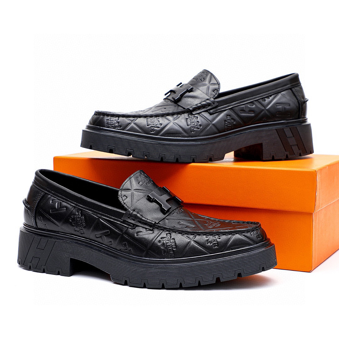 NO:352516,【HERMES】The original item for hot men's shoes counter!  The world's top brand... Luxury quality...// Fashion, high-end quality... Give you a low-key and luxurious comfort experience. The upper is embossed with pure Italian imported original plate top layer cowhide. Sweat-absorbing cowhide inner lining. Comfortable and breathable, original rubber and plastic flower bubble light sole, high-end and atmospheric and upscale... Luxury and noble!!  ..Office Factory Shipping [Hug] Facilities..Original Board. Welcome to taste..39-45 (customized by 38.45.46),, hermes, hermes, cowhide19860909【爱马仕HERMES】爆款男鞋专柜原单货！世界顶级品牌..奢华品质....//时尚 上脚高档次 ..给你低调奢华的舒适体验.鞋面采用纯意大利进口原板头层牛皮压花..吸汗牛皮内里.舒适透气,原厂橡塑花泡轻大底,高端大气上档次..奢华尊贵! ！..代工厂出货 [拥抱]档口..原板.欢迎品鉴..39-45（38.45.46定做）,,hermes,hermes,cowhide,Men's shoes