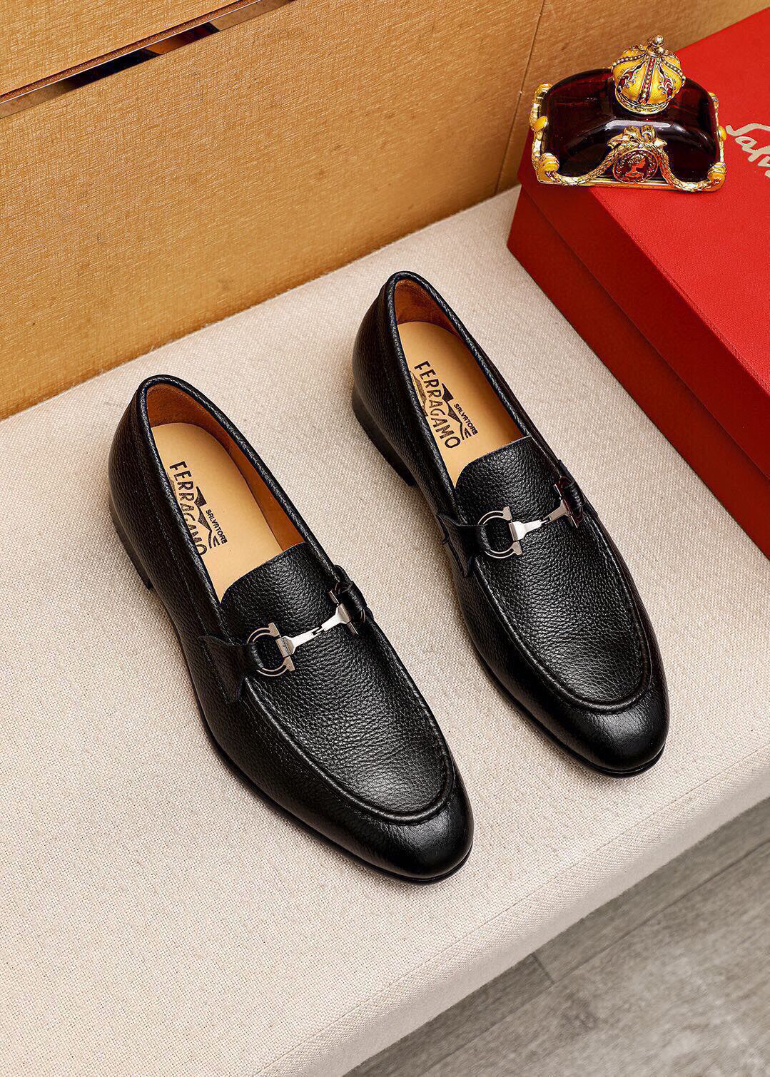 NO:352565,Product trademark Ferragamo 