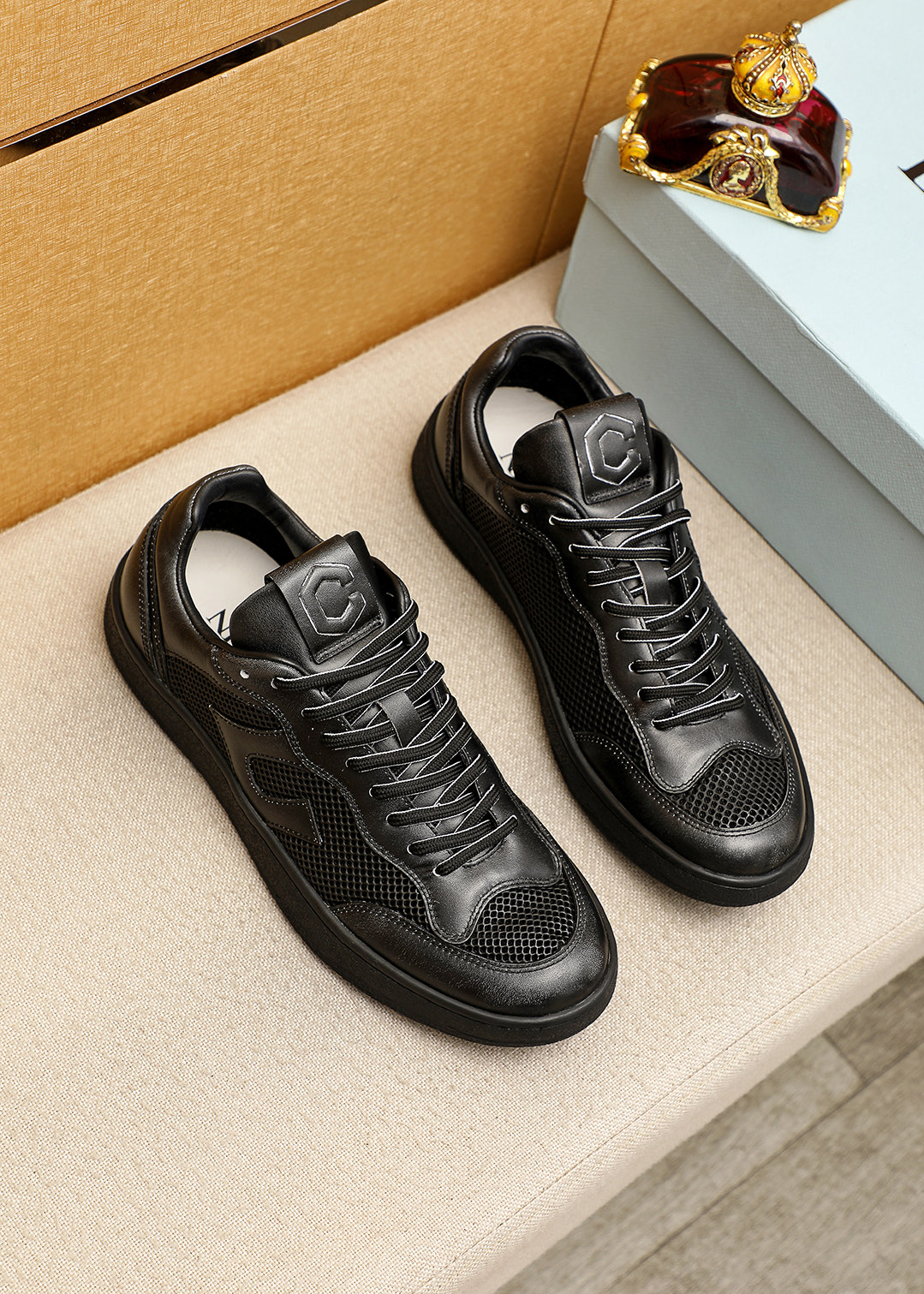NO:780405,Product trademark [Lanvin] Lanvin High-end quality original casual shoes Regular size 38-44 (customized to 45) Product material cowhide splicing breathable mesh upper, sheepskin lining, rubber outsole Color 3 colors optional, cowhide, sheepskin19860909商品商标【Lanvin】浪凡 高端品质 原单休闲鞋 正码码数38-44（45订做） 商品材料牛皮拼接透气网鞋面,羊皮内里,橡胶大底 颜色3色可选,,cowhide,sheepskin,Men's shoes