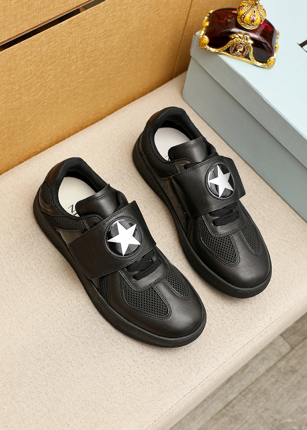 NO:780414,Product trademark [Lanvin] Lanvin High-end quality original casual shoes Regular size 38-44 (45 customized) Product material cowhide stitching breathable mesh upper, breathable mesh lining, cowhide insole, rubber outsole Color 4 colors available,,cowhide19860909商品商标【Lanvin】浪凡 高端品质 原单休闲鞋 正码码数38-44（45订做） 商品材料牛皮拼接透气网鞋面,透气网内里 ,牛皮鞋垫,橡胶大底 颜色4色可选,,cowhide,Men's shoes