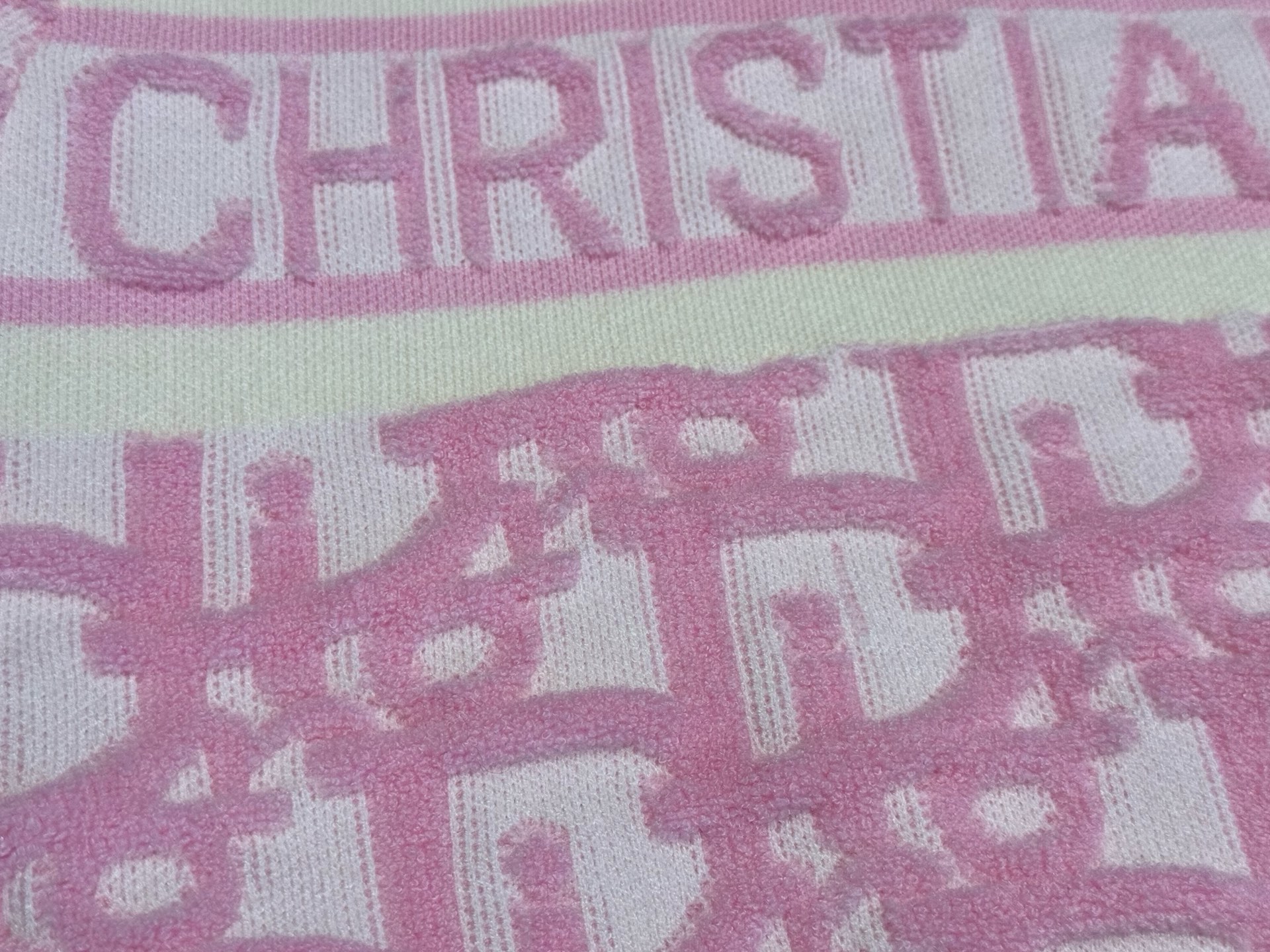 CD｜植绒提花长袖💛100%羊毛整件立体植绒字母logo提花，经典凸起的Oblique 印花图案，胸前搭