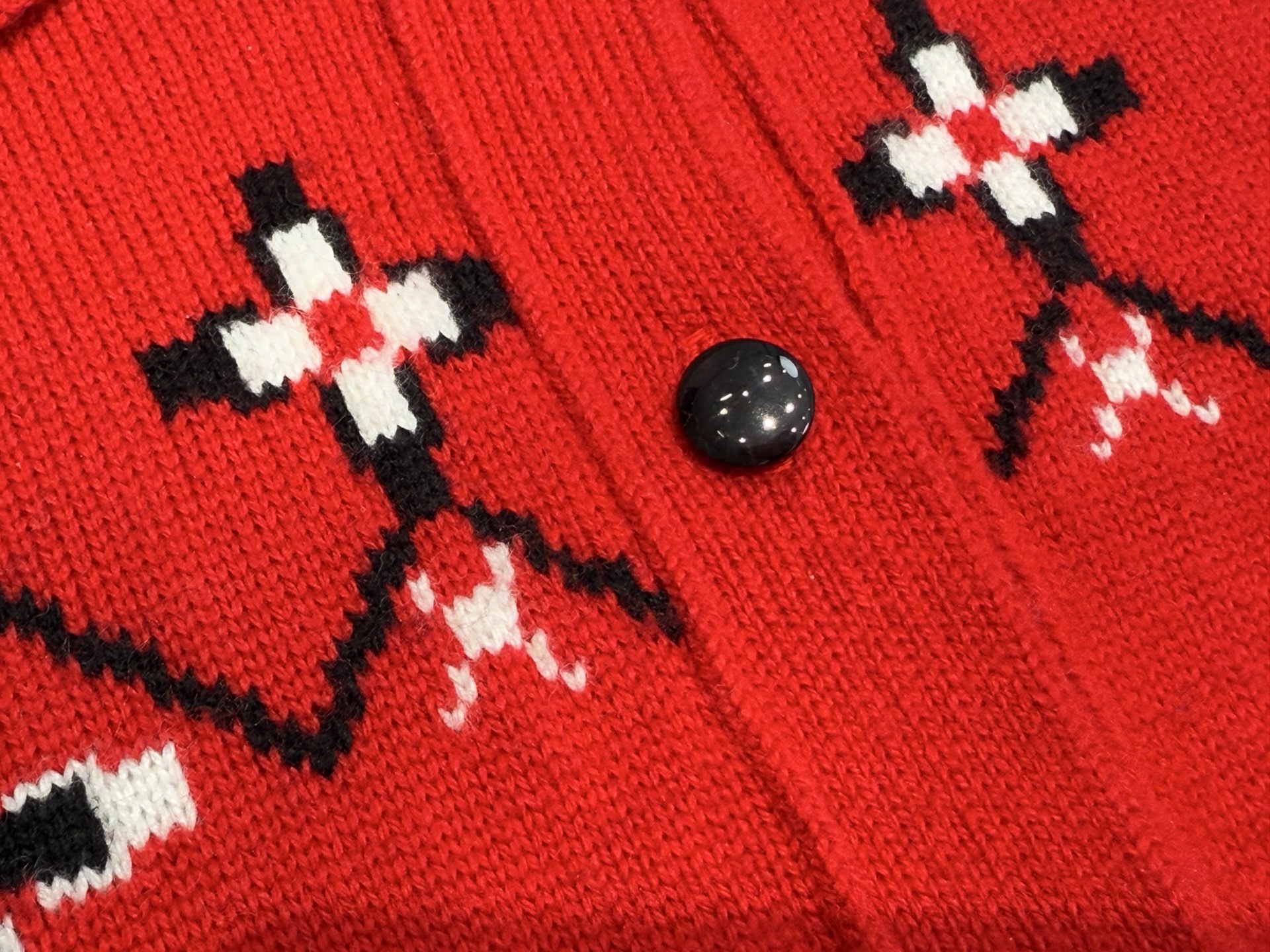 ER｜小马翻领开衫🔴100%绵羊毛时尚经典的费尔岛毛衣，几何提花图案，由ADF提花工艺实现，融合小马图案