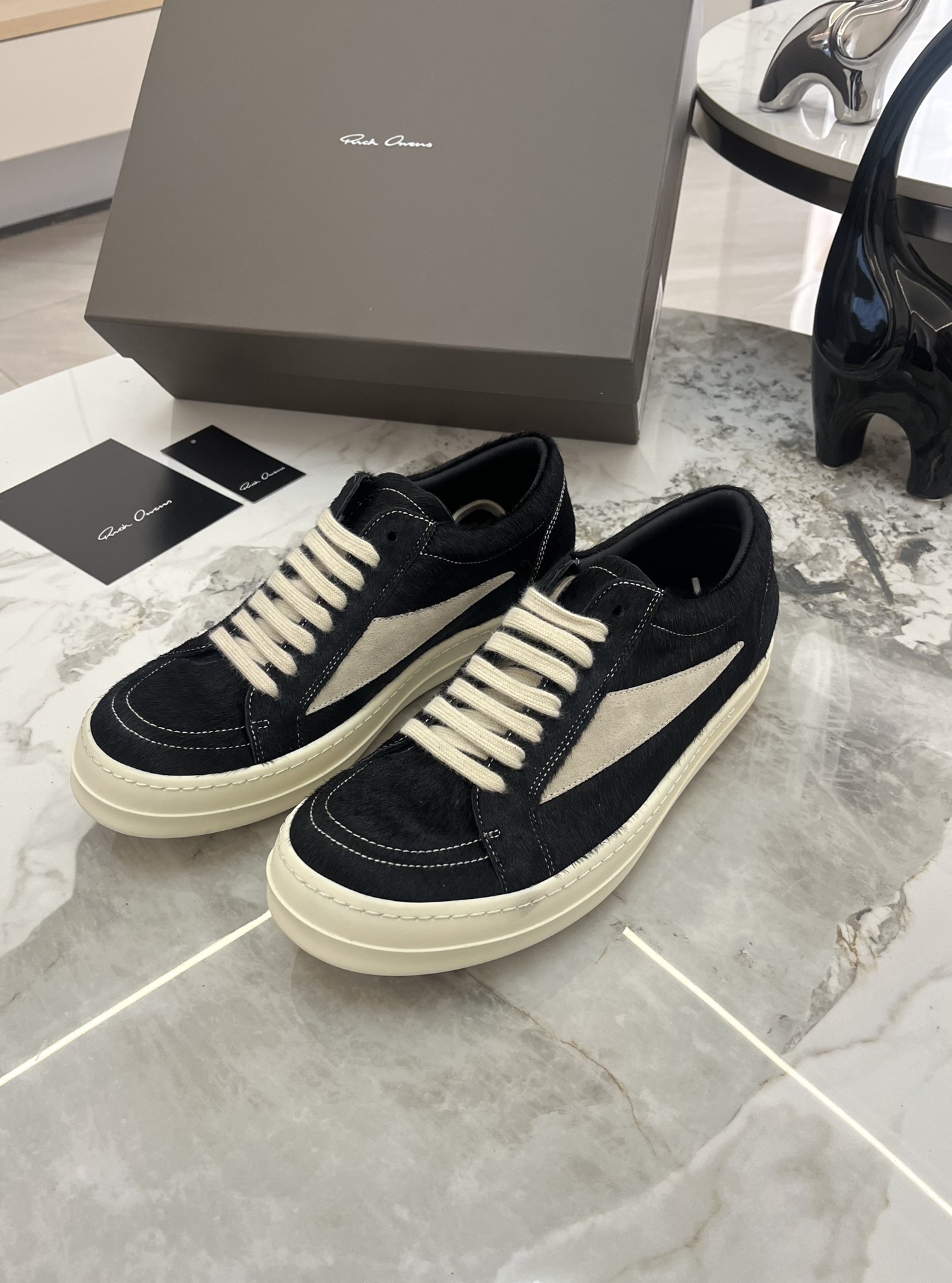 Rick Owens Roovens Lovers P700 Leisure Shoes with TPU Base Packaging in Various Sizes - 图片 3