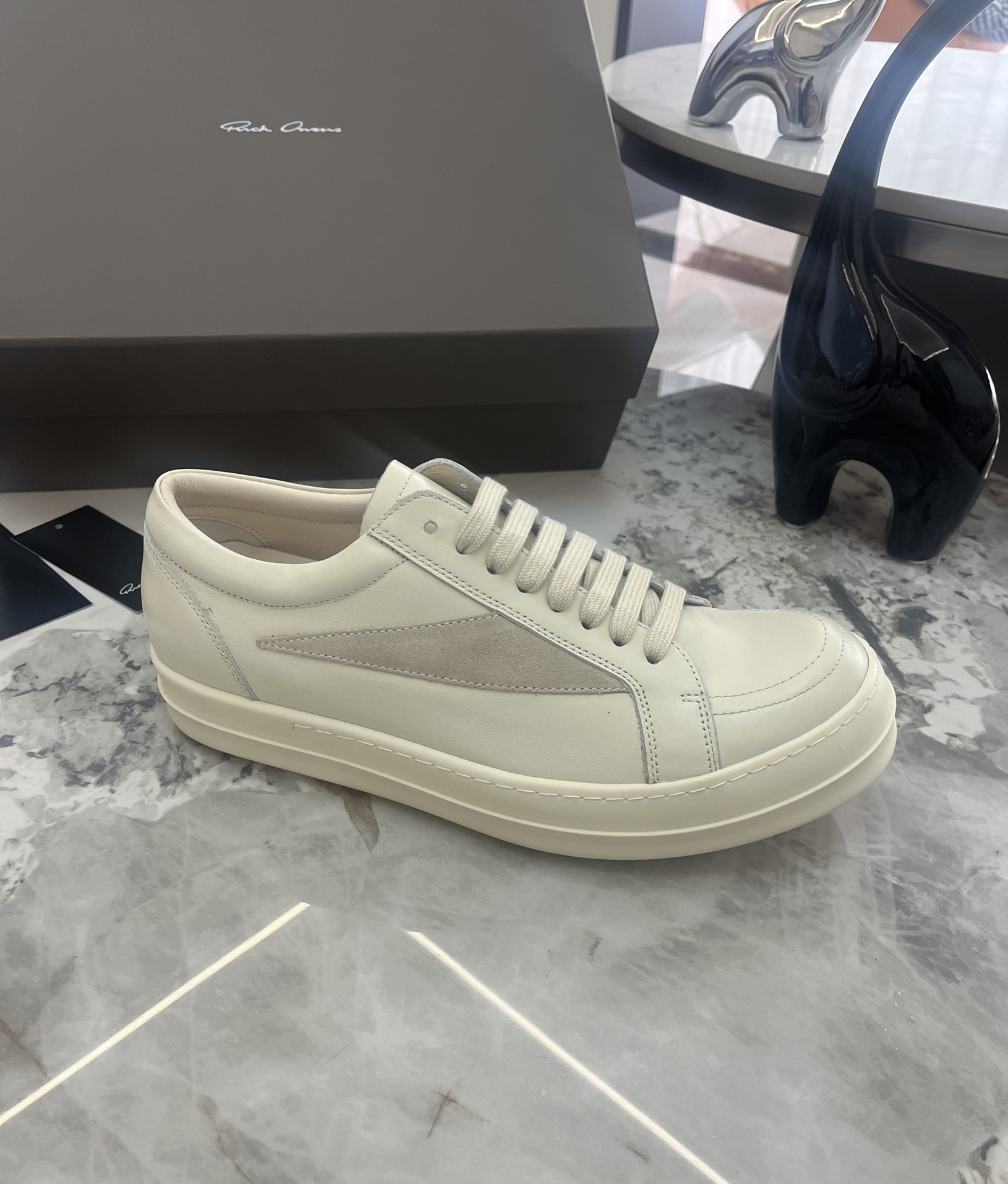 Rick Owens Roovens Lovers P700 Leisure Shoes with Triangles Design in Various Sizes - 图片 6