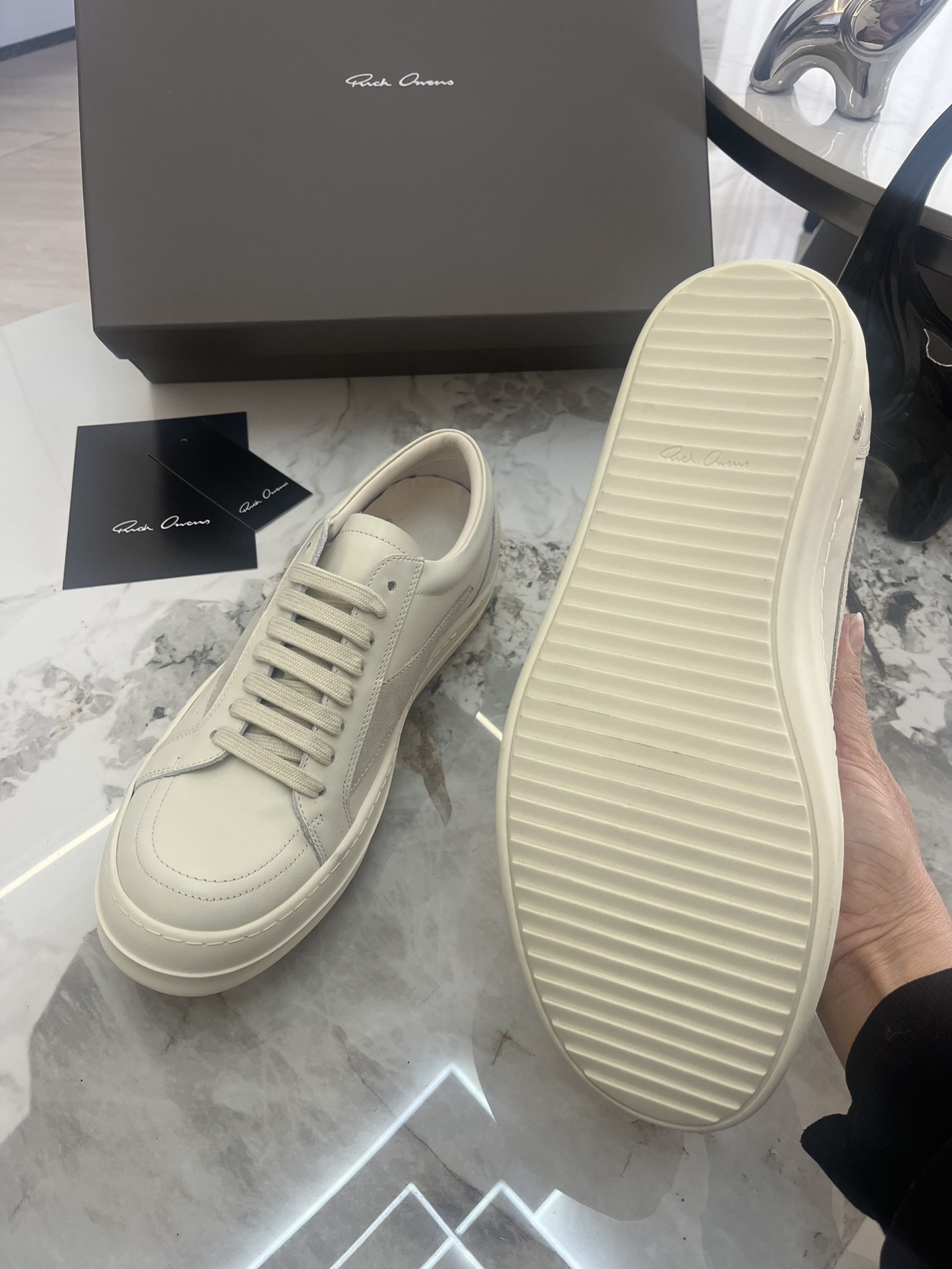 Rick Owens Roovens Lovers P700 Leisure Shoes with Triangles Design in Various Sizes - 图片 8
