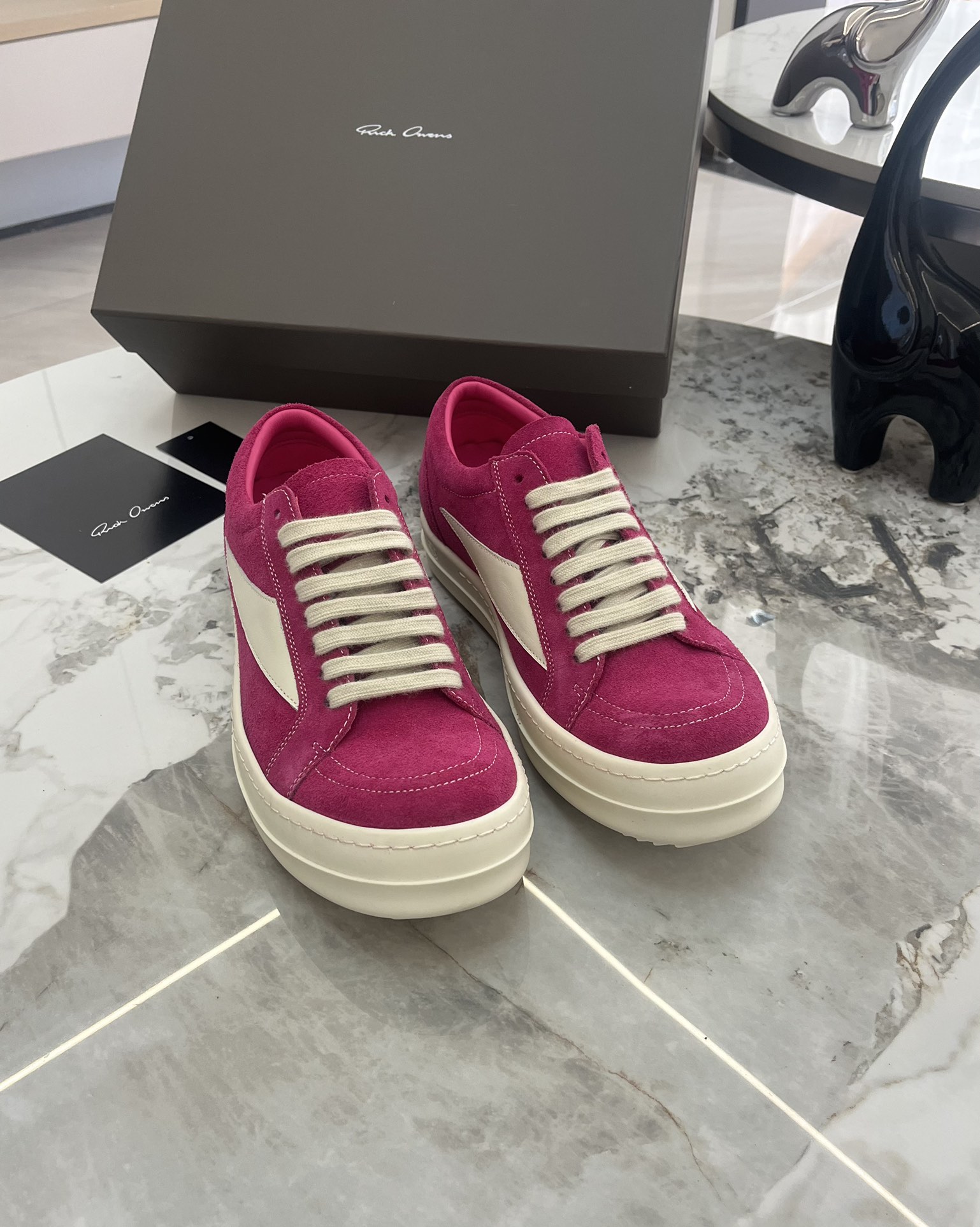 Rick Owens Roovens Lovers P700 Leisure Shoes with Triangle Detail in TPU Packaging