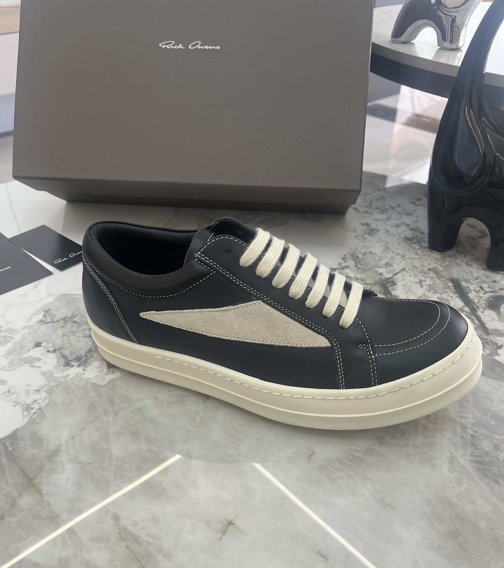 Rick Owens Roovens Lovers P700 Leisure Shoes with Triangles in Original Packaging - 图片 6