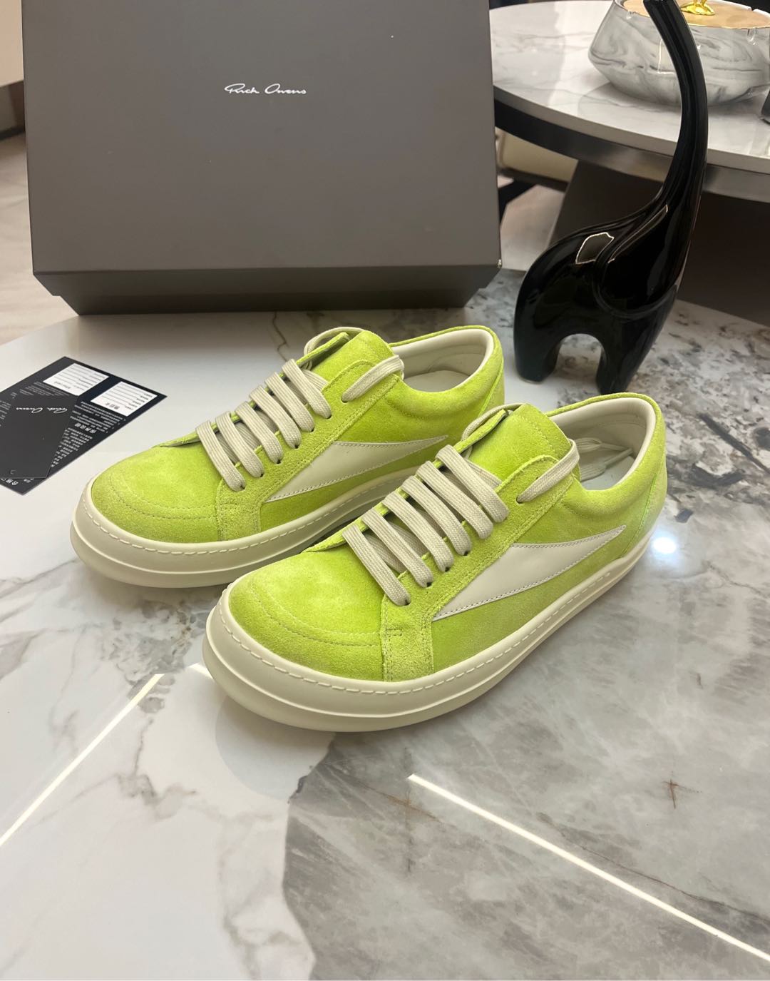 Rick Owens Roovens Lovers P700 Leisure Shoes with Little Triangles and TPU Base Packaging - 图片 3