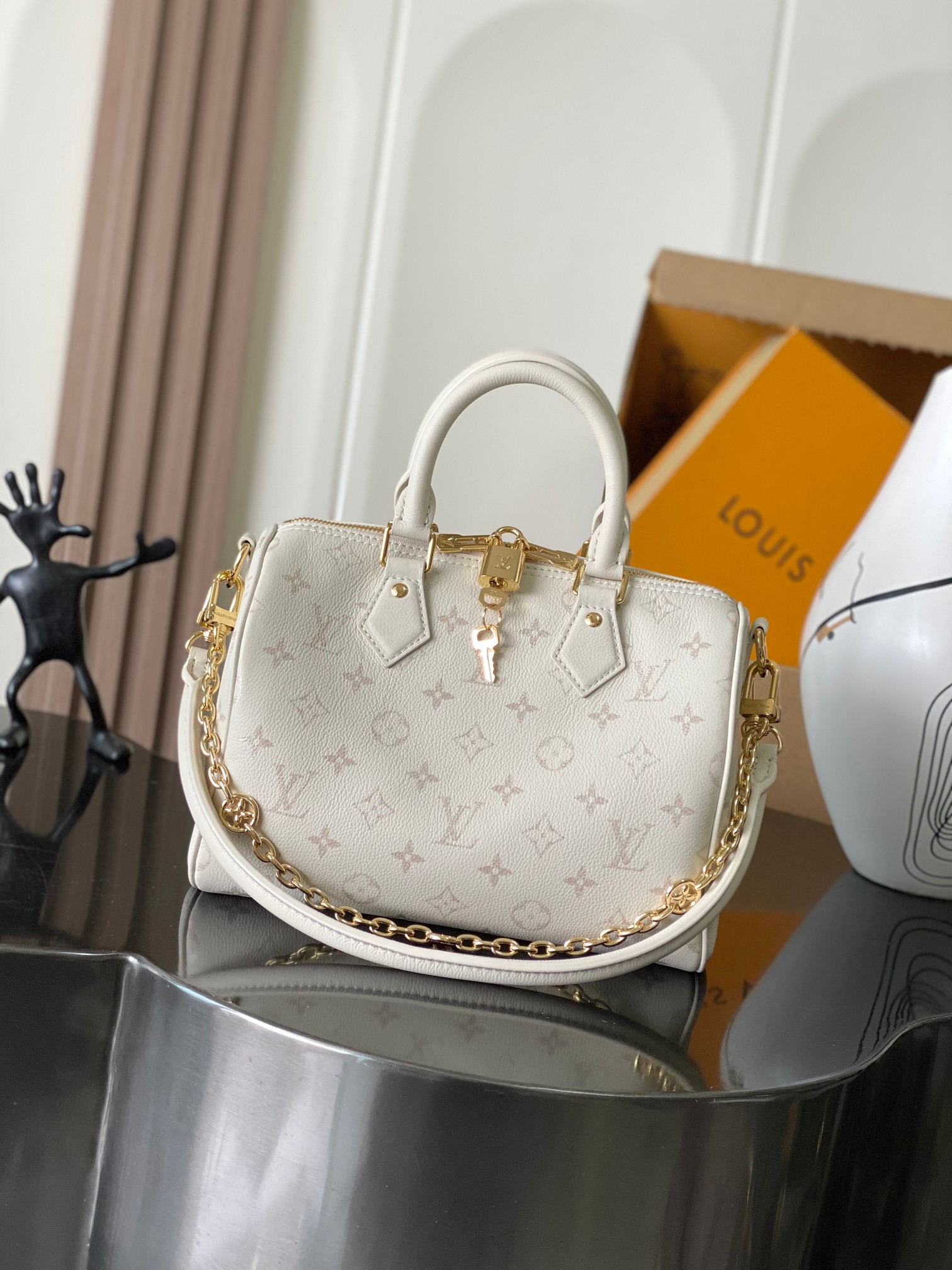 _d979s4mnM40UbJF7IE6dl7OnH-wJ0lubmqMPxYQ