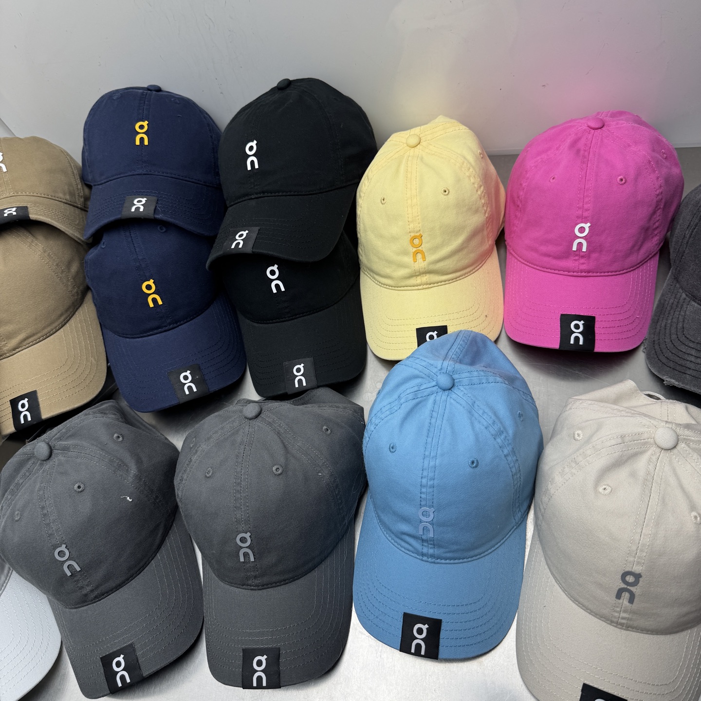 🎀昂跑（On）春夏软顶棒球帽