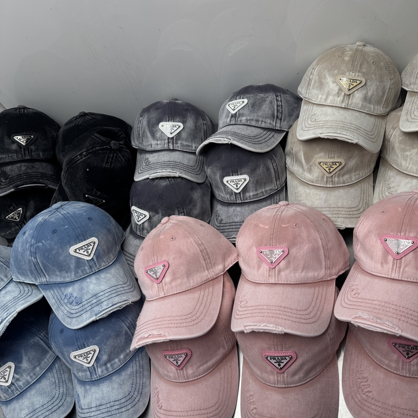 🎀普拉达牛仔洗水破洞春夏棒球帽