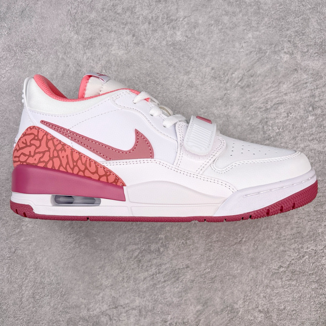 真标💰130 160 公司级💰190 纯原💰230 顶级💰260
Nike Air Jordan Legacy 312 Low 乔丹最强三合一混合版 
有着交错结合的设计，它的名字就展现出它所包含的鞋款元素，312 分别对应了 Air Jordan 3、Air Jordan 1 和 Air Trainer 2，将这三双经典又有不俗人气的鞋款融合，“最强三合一” 的名称由此得来工厂店 直营店
货号：DZ2763-101
Size：36 36.5 37.5 38 38.5 39 40 40.5 41 42 42.5 43 44 44.5 45 46 47.5耐克 阿迪达斯 三叶草 椰子350 v2 sb dunk 古驰脏脏鞋 麦昆 匡威1970s 万斯 vans 范斯 新百伦 乔丹 air jordan 亚瑟士 斯凯奇 斐乐 彪马 锐步 mlb fila 鬼冢虎 莆田鞋 板鞋 樱花粉 af1 高帮 纯白 复古 满天星 解构 鞋盾 小麦色 蓝粉 马卡龙 低帮 独角兽 鸳鸯 联名 童鞋 冰淇淋 骨白冰蓝 白蓝 黑色 小白鞋 电玩像素 黑白 涂鸦 镭射 雾霾 白色 diy 1970s 夜光 大童 泼墨 中帮 黑武士 洛克公园 魔术贴 情侣 经典 四钩 奶咖色 刮刮乐 白丝绸 白银 3m 反光 白绿夜光 白橙双钩 小雏菊 权志龙 白绿橙 off white 飞线 金钩 冰块 小银钩 笑脸 缝线 剪纸 纯黑 蓝丝绸 情人节限定 白金 蓝白 354 黑曜石 熊猫 像素 冰蓝 四小勾 水晶底 寿桃 洞洞鞋 彩虹像素 灰色 air force 1 黑色 拖鞋 aj4 aj35 aj11 篮球鞋 莆田 aj3 aj6 aj13 aj7 童鞋 儿童鞋 aj312 aj36 黑白奥利奥 传奇蓝 aj32 限量版 飞人拖鞋 康扣 熊猫 北卡蓝 low 白水泥 藤原浩 aj34郭艾伦 影子灰 蒂芙尼绿 aj10 倒钩 aj9 冰雪奇缘 黑曜石 aj31 aj270 球鞋 大魔王 冰激凌 樱木花道 热熔岩 迪奥联名 胭脂红 凉鞋 aj15 满天星 水泥灰 芝加哥 鸳鸯 aj28 情侣 aj28 樱花粉 电玩像素 北卡蓝 小迪奥 粉色 樱花粉 电玩像素 烟灰 变色龙 兵马俑 大巴黎 aj16 兔八哥 马卡龙 大学蓝 aj30 黑水泥 白蛇 叶绿素 火影 白水泥 情人节限定 粉蛇 黑红 球鞋gtcut kobe球鞋 zoom kobe 500黑武士 2022r nike星空 gt球鞋 zoom跑鞋 纽巴伦990 nikecourt女鞋 zoom aj1 nb827 斐乐hike nike青花瓷 aj镭射 科6 next跑鞋 宇航员2.0 小白鞋 男鞋 运动鞋 斯凯奇 斐乐 板鞋 aj 彪马 新百伦 亚瑟士 new balance adidas 阿迪达斯 篮球鞋 空军一号 纯白 跑步鞋 vision street wear puma 女运动休闲鞋 nb 情侣鞋 球鞋 dunk 美津浓 欧文7 运动鞋女款跑步鞋 休闲男鞋 aj1 拖鞋 耐克鞋男新款 鞋子 童鞋 男款 飞马 zoom 超级飞马 跑鞋 老爹鞋 air max 儿童鞋子 男士 飞马38 m2k 日落 黑白熊猫 女款 飞马39 男款 阿甘鞋 飞马37 夏季 dunk sb 华夫鞋 凉鞋 开拓者 夏款 毛毛虫 气垫 air zoom 休闲鞋 高帮 帆布鞋 sacai 2022 vapormax 赤足 飞马36 af1 紫葡萄 树莓紫