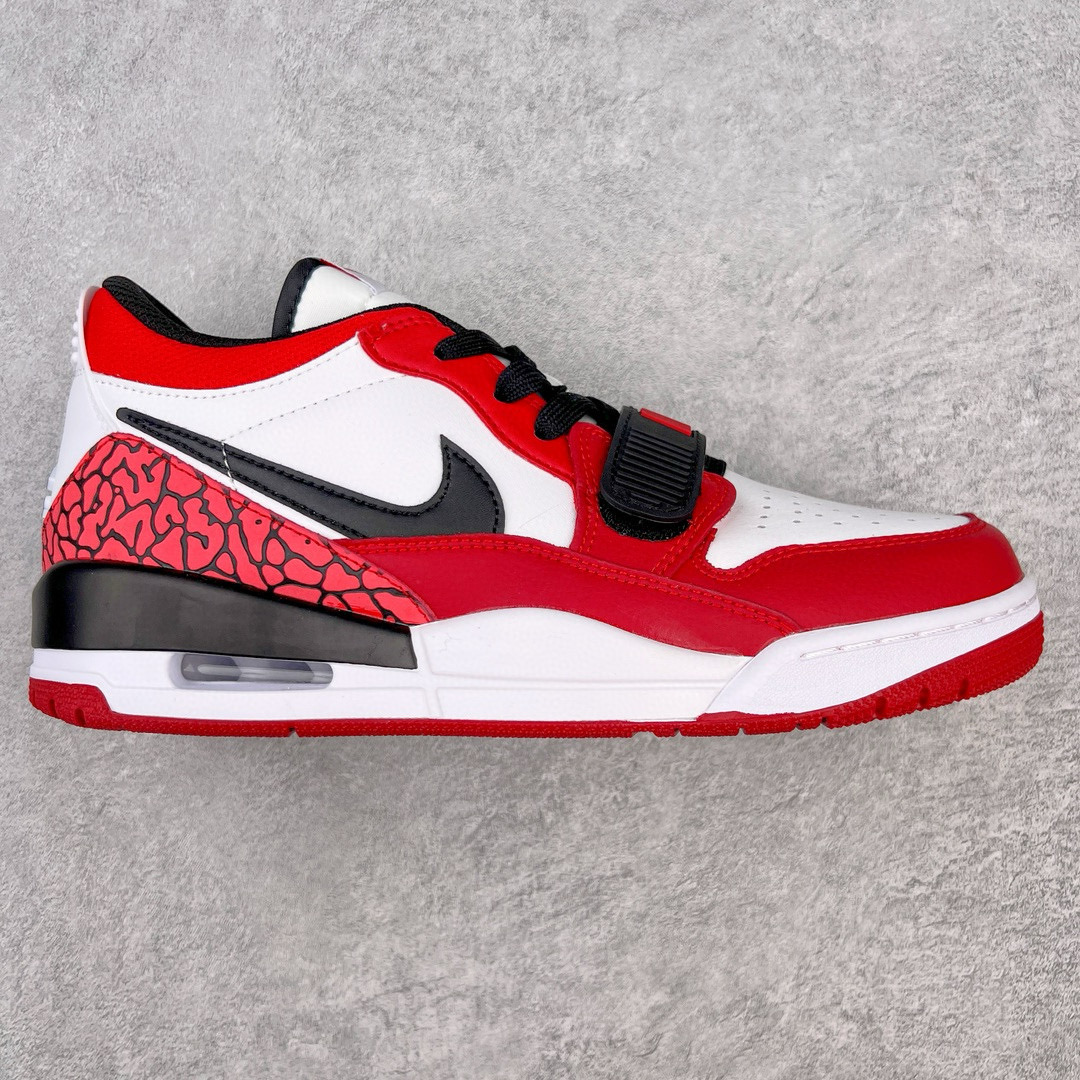 真标💰130 160 公司级💰190 纯原💰230 顶级💰260
Nike Air Jordan Legacy 312 Low 乔丹最强三合一混合版 
有着交错结合的设计，它的名字就展现出它所包含的鞋款元素，312 分别对应了 Air Jordan 3、Air Jordan 1 和 Air Trainer 2，将这三双经典又有不俗人气的鞋款融合，“最强三合一” 的名称由此得来工厂店 直营店
货号：DZ2763-101
Size：36 36.5 37.5 38 38.5 39 40 40.5 41 42 42.5 43 44 44.5 45 46 47.5耐克 阿迪达斯 三叶草 椰子350 v2 sb dunk 古驰脏脏鞋 麦昆 匡威1970s 万斯 vans 范斯 新百伦 乔丹 air jordan 亚瑟士 斯凯奇 斐乐 彪马 锐步 mlb fila 鬼冢虎 莆田鞋 板鞋 樱花粉 af1 高帮 纯白 复古 满天星 解构 鞋盾 小麦色 蓝粉 马卡龙 低帮 独角兽 鸳鸯 联名 童鞋 冰淇淋 骨白冰蓝 白蓝 黑色 小白鞋 电玩像素 黑白 涂鸦 镭射 雾霾 白色 diy 1970s 夜光 大童 泼墨 中帮 黑武士 洛克公园 魔术贴 情侣 经典 四钩 奶咖色 刮刮乐 白丝绸 白银 3m 反光 白绿夜光 白橙双钩 小雏菊 权志龙 白绿橙 off white 飞线 金钩 冰块 小银钩 笑脸 缝线 剪纸 纯黑 蓝丝绸 情人节限定 白金 蓝白 354 黑曜石 熊猫 像素 冰蓝 四小勾 水晶底 寿桃 洞洞鞋 彩虹像素 灰色 air force 1 黑色 拖鞋 aj4 aj35 aj11 篮球鞋 莆田 aj3 aj6 aj13 aj7 童鞋 儿童鞋 aj312 aj36 黑白奥利奥 传奇蓝 aj32 限量版 飞人拖鞋 康扣 熊猫 北卡蓝 low 白水泥 藤原浩 aj34郭艾伦 影子灰 蒂芙尼绿 aj10 倒钩 aj9 冰雪奇缘 黑曜石 aj31 aj270 球鞋 大魔王 冰激凌 樱木花道 热熔岩 迪奥联名 胭脂红 凉鞋 aj15 满天星 水泥灰 芝加哥 鸳鸯 aj28 情侣 aj28 樱花粉 电玩像素 北卡蓝 小迪奥 粉色 樱花粉 电玩像素 烟灰 变色龙 兵马俑 大巴黎 aj16 兔八哥 马卡龙 大学蓝 aj30 黑水泥 白蛇 叶绿素 火影 白水泥 情人节限定 粉蛇 黑红 球鞋gtcut kobe球鞋 zoom kobe 500黑武士 2022r nike星空 gt球鞋 zoom跑鞋 纽巴伦990 nikecourt女鞋 zoom aj1 nb827 斐乐hike nike青花瓷 aj镭射 科6 next跑鞋 宇航员2.0 小白鞋 男鞋 运动鞋 斯凯奇 斐乐 板鞋 aj 彪马 新百伦 亚瑟士 new balance adidas 阿迪达斯 篮球鞋 空军一号 纯白 跑步鞋 vision street wear puma 女运动休闲鞋 nb 情侣鞋 球鞋 dunk 美津浓 欧文7 运动鞋女款跑步鞋 休闲男鞋 aj1 拖鞋 耐克鞋男新款 鞋子 童鞋 男款 飞马 zoom 超级飞马 跑鞋 老爹鞋 air max 儿童鞋子 男士 飞马38 m2k 日落 黑白熊猫 女款 飞马39 男款 阿甘鞋 飞马37 夏季 dunk sb 华夫鞋 凉鞋 开拓者 夏款 毛毛虫 气垫 air zoom 休闲鞋 高帮 帆布鞋 sacai 2022 vapormax 赤足 飞马36 af1 紫葡萄 树莓紫
