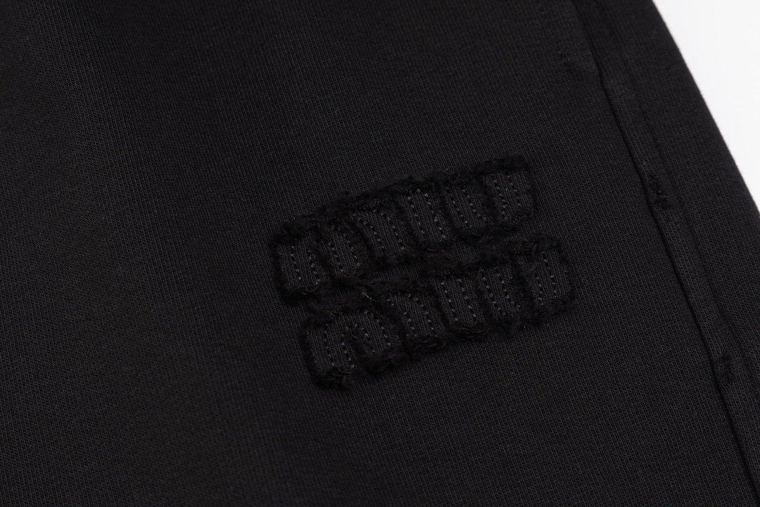 MiUMIU Black Rope Shorts: Customizable Unisex Design for All Sizes - 图片 8