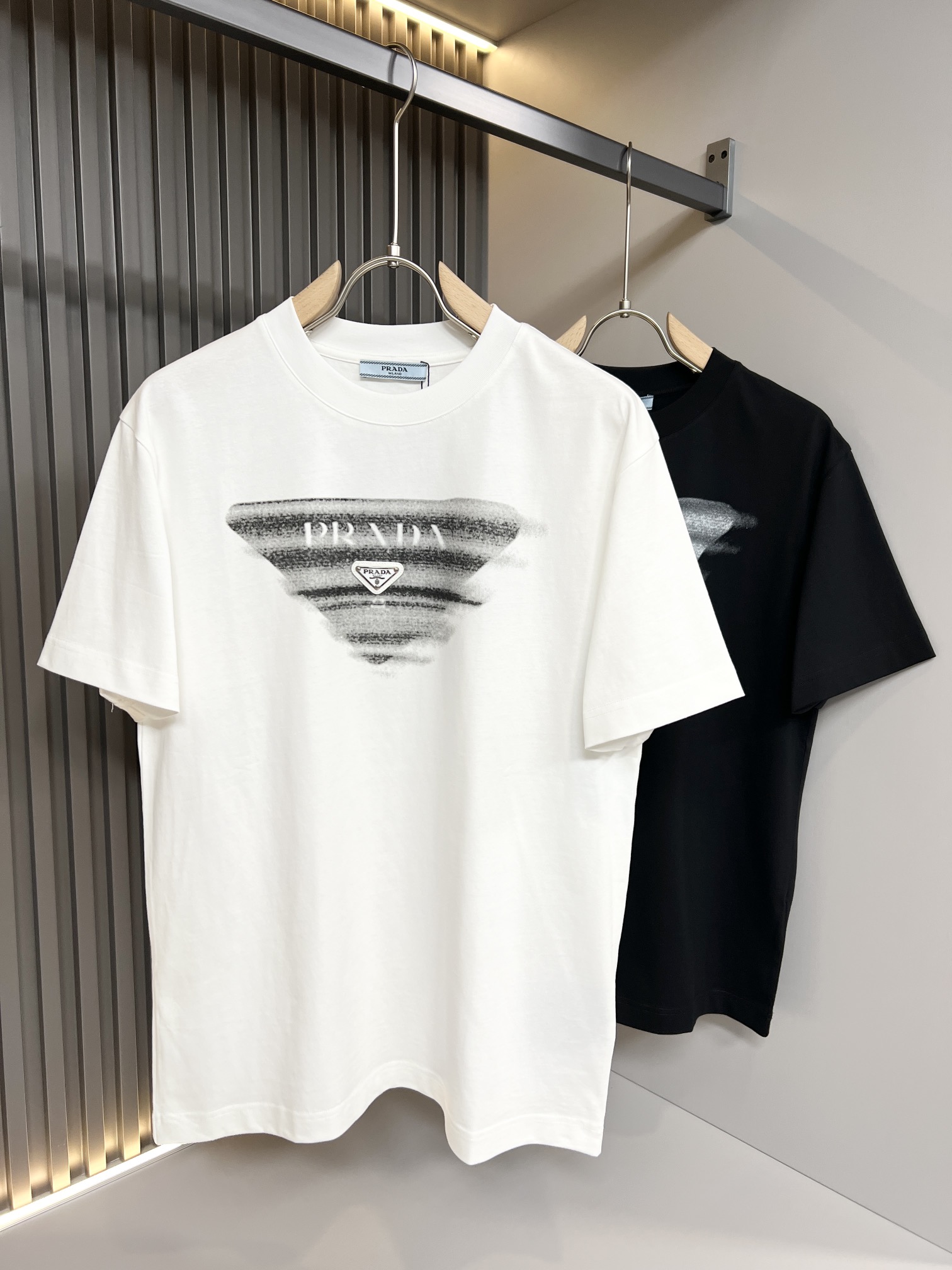 Prada Clothing T-Shirt Printing Unisex Cotton Spring/Summer Collection Fashion Short Sleeve