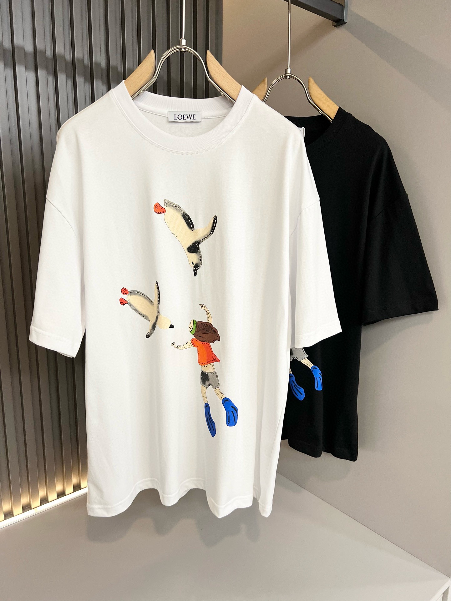Loewe Clothing T-Shirt Black White Unisex Cotton Spring/Summer Collection Short Sleeve
