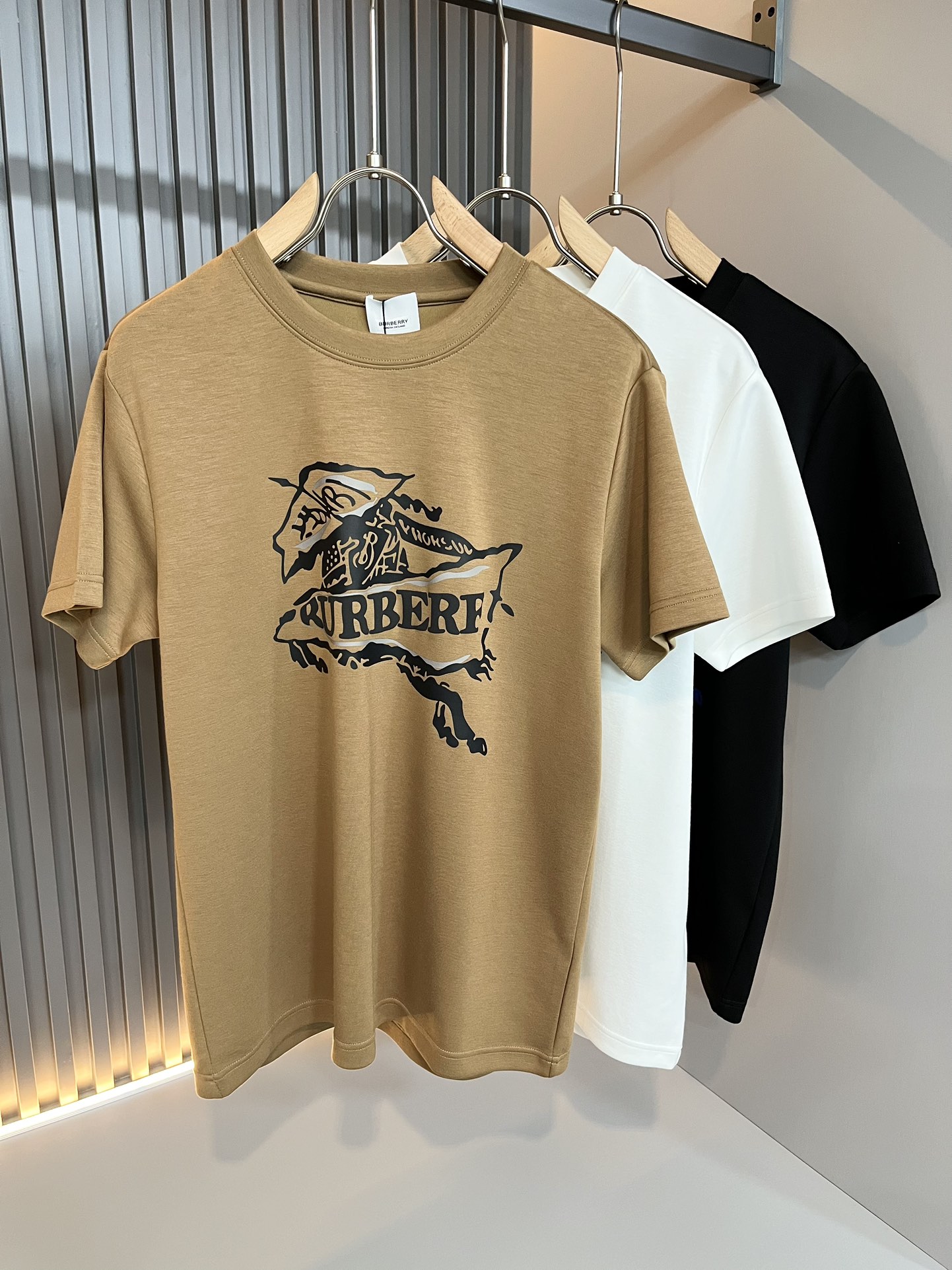 Top Designer Replik
 Burberry Kleidung T-Shirt Drucken Männer Baumwolle Herbstsammlung Fashion Kurzarm