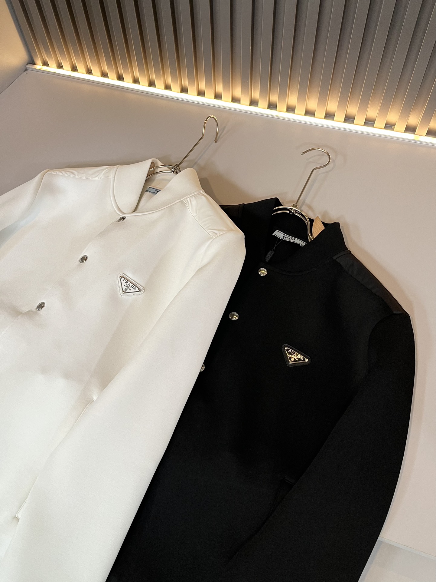 路易威登 Louis Vuitton 高定典藏名品高定成衣时装外套连衣裙衬衫T恤 #062C3C1E 3