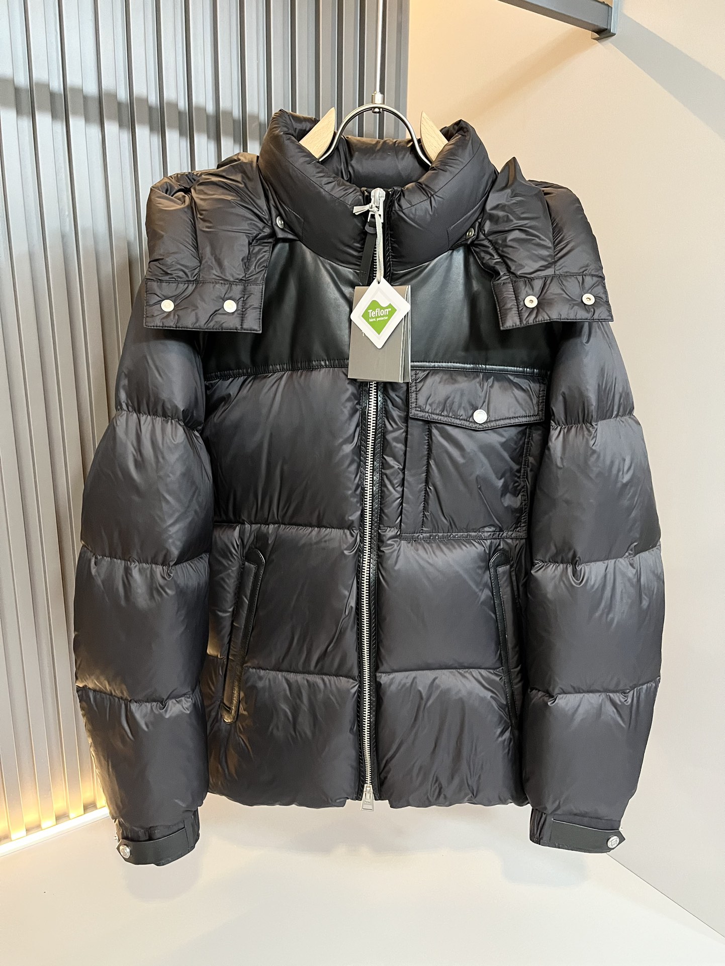 Tom Ford Clothing Coats & Jackets Down Jacket White Men Fabric Duck Down Fall/Winter Collection