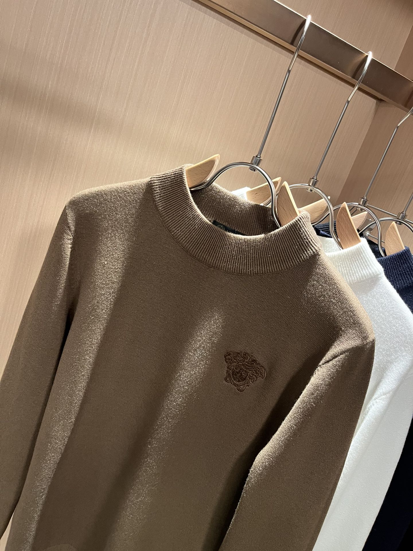 路易威登 Louis Vuitton 高定典藏名品高定成衣时装外套连衣裙衬衫T恤 #EB4CB55C 4