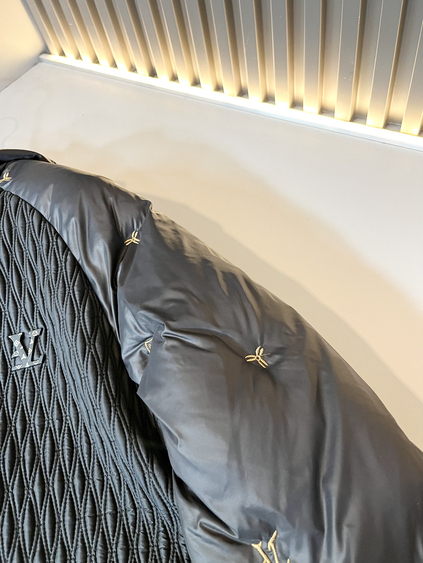 路易威登 Louis Vuitton 高定典藏名品高定成衣时装外套连衣裙衬衫T恤 #DD680B07 5