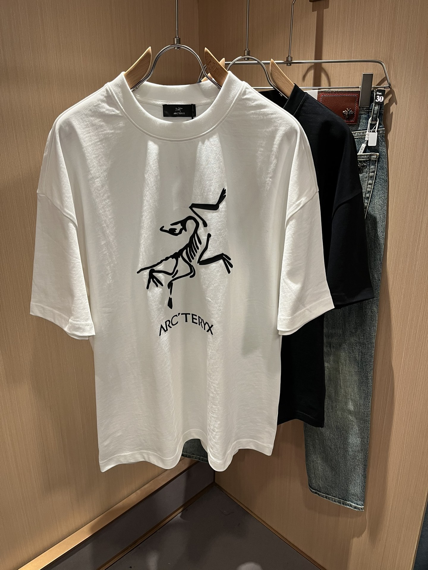 ARCTER*X始*祖鸟 2025春夏新款男女同款👫休闲短袖T恤,户外品牌可能大家第一想到的就是加拿大