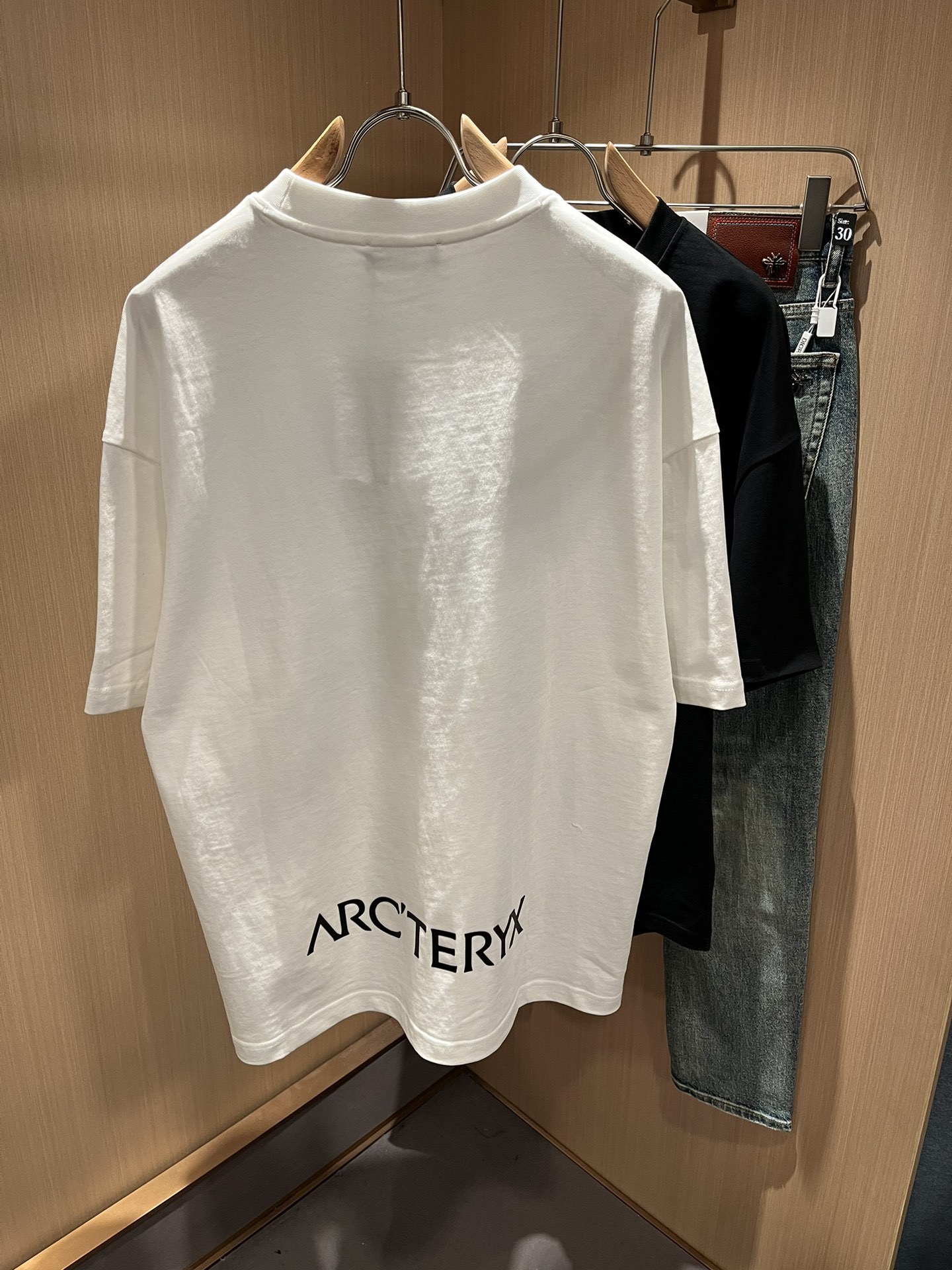 ARCTER*X始*祖鸟 2025春夏新款男女同款👫休闲短袖T恤,户外品牌可能大家第一想到的就是加拿大