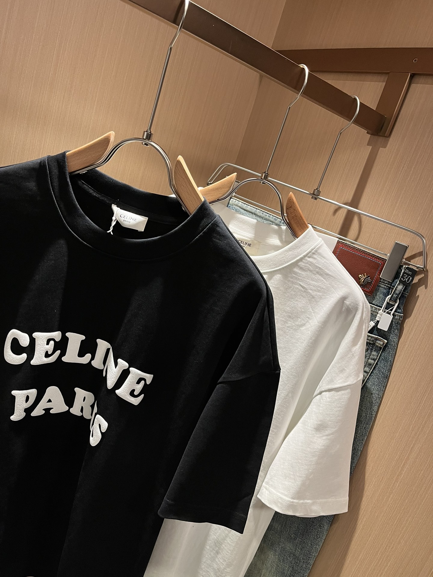 CELIN*瑟琳 2025春夏新款时尚休闲圆领短袖T恤,经典男女同款情侣👫短袖T恤衫!贸易公司渠道稀出