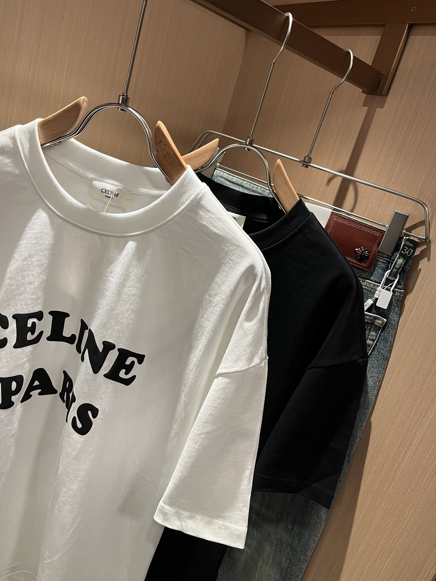 CELIN*瑟琳 2025春夏新款时尚休闲圆领短袖T恤,经典男女同款情侣👫短袖T恤衫!贸易公司渠道稀出