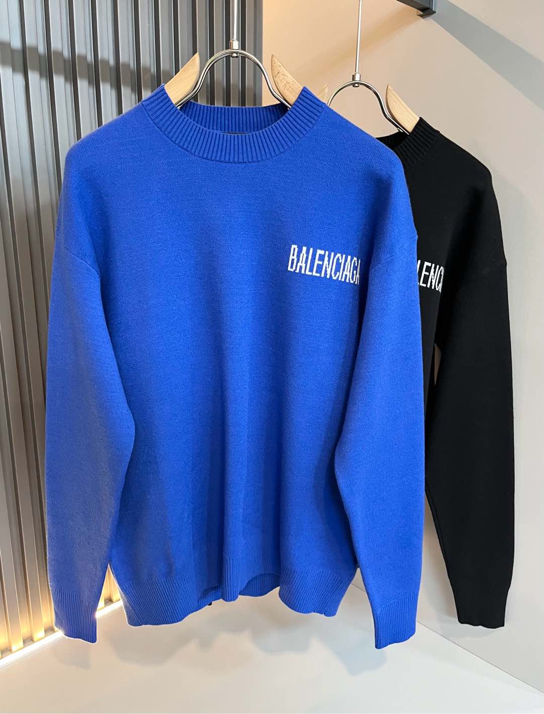  【⚠️】 BALENCIA*巴黎*家 2025秋冬新款男女同款👫打底羊毛衫，经典标志图案logo钩织工