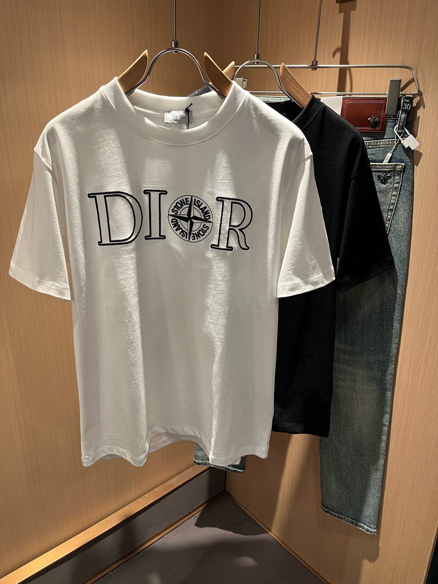  Dio*迪家 2025春夏新款男女同款👫短袖T恤，专柜同步发售！定制专属260克纯棉面料，定制原版工艺