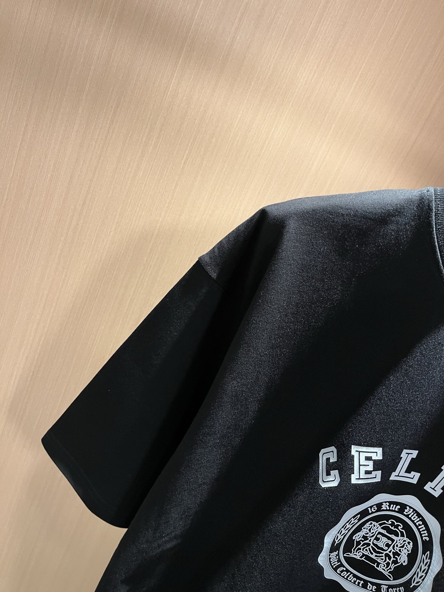 CELIN*瑟琳 2025春夏新款时尚休闲圆领短袖T恤,经典男女同款情侣👫短袖T恤衫!贸易公司渠道稀出