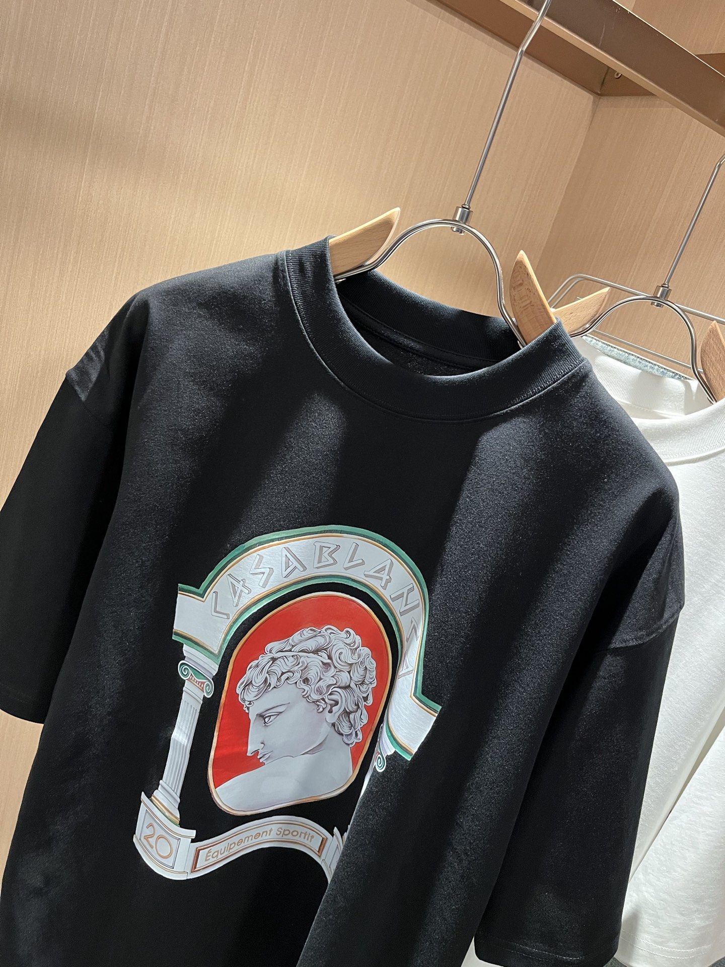    VERS*CE/范*哲  2025春夏新品原单短袖T恤，VERS*CE/范*哲  贸易公司渠道 产