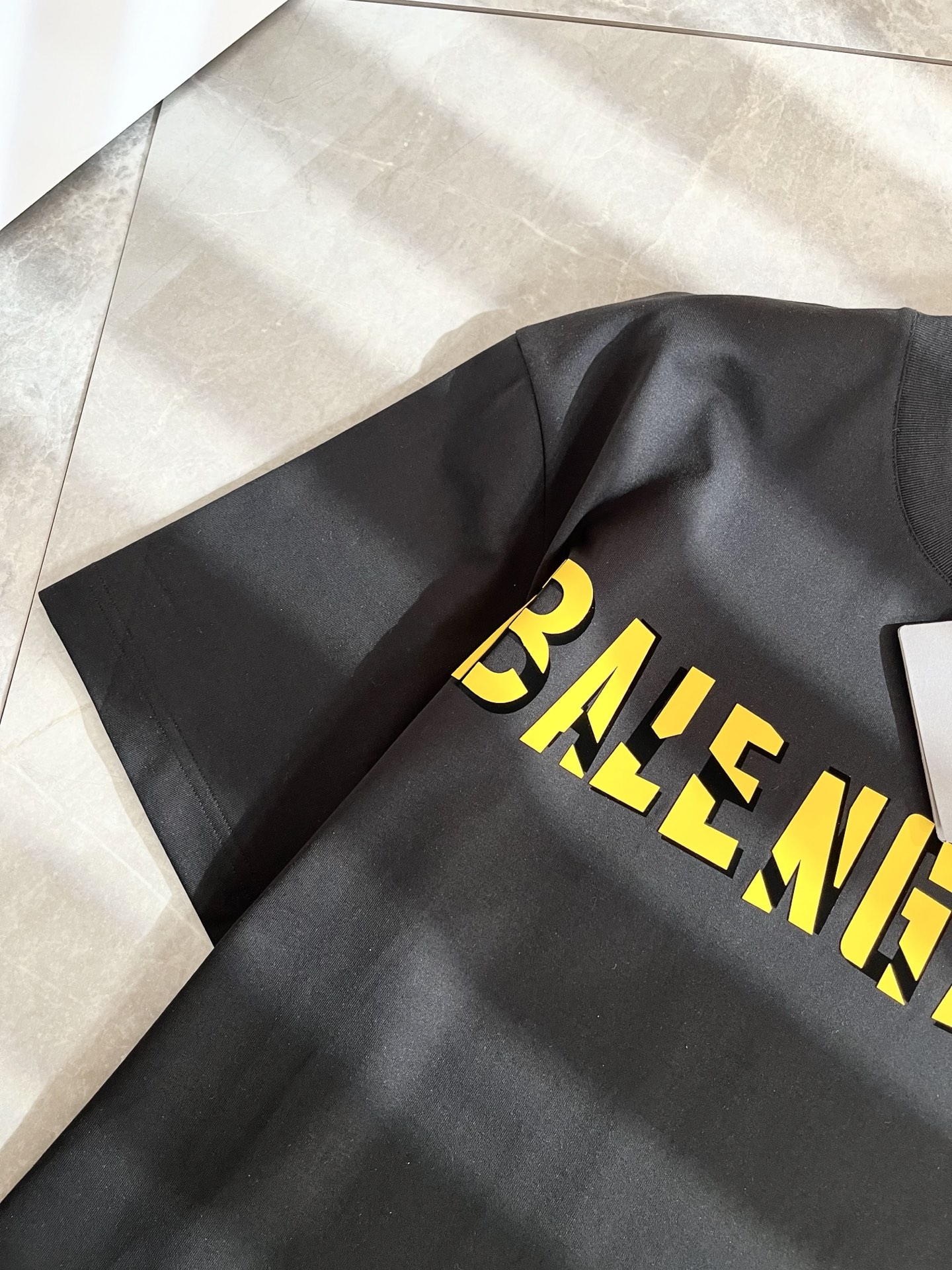 Balenciaga 2025 Spring/Summer Cotton T-Shirt - Unisex, Relaxed Fit 7 i1739729205476 1183 0 6