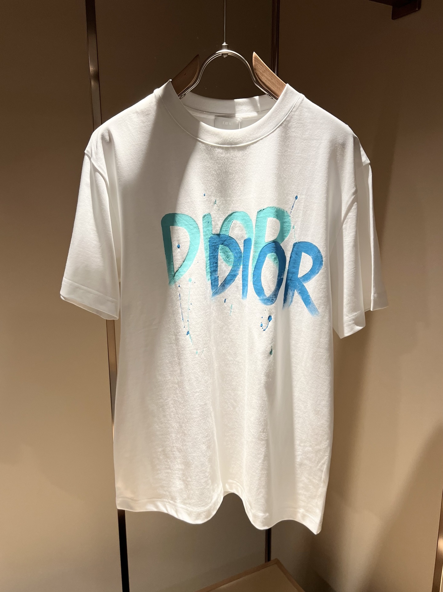  Dio*迪家 2025春夏新款男女同款👫短袖T恤，专柜同步发售！定制专属260克纯棉面料，定制原版工艺