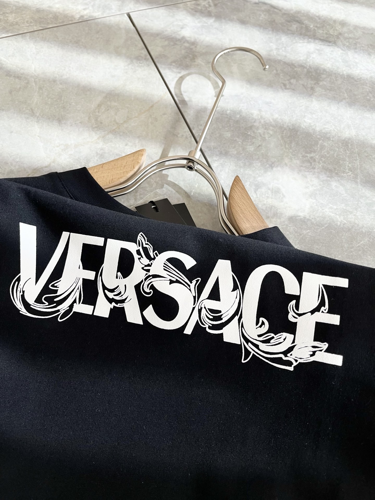  VERS*CE/范*哲  2025春夏新品原单短袖T恤，VERS*CE/范*哲  贸易公司渠道 产品 