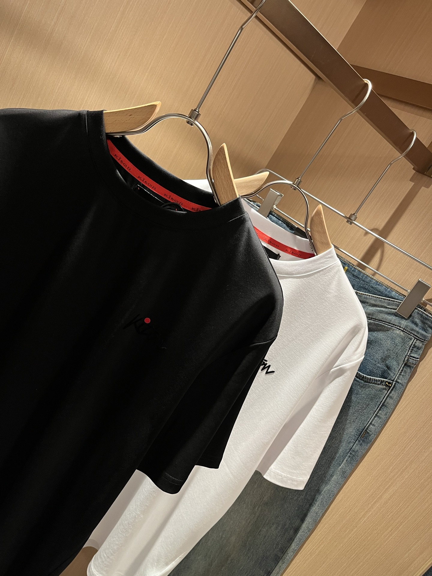 Kiton  男士短袖T恤服装,男 2