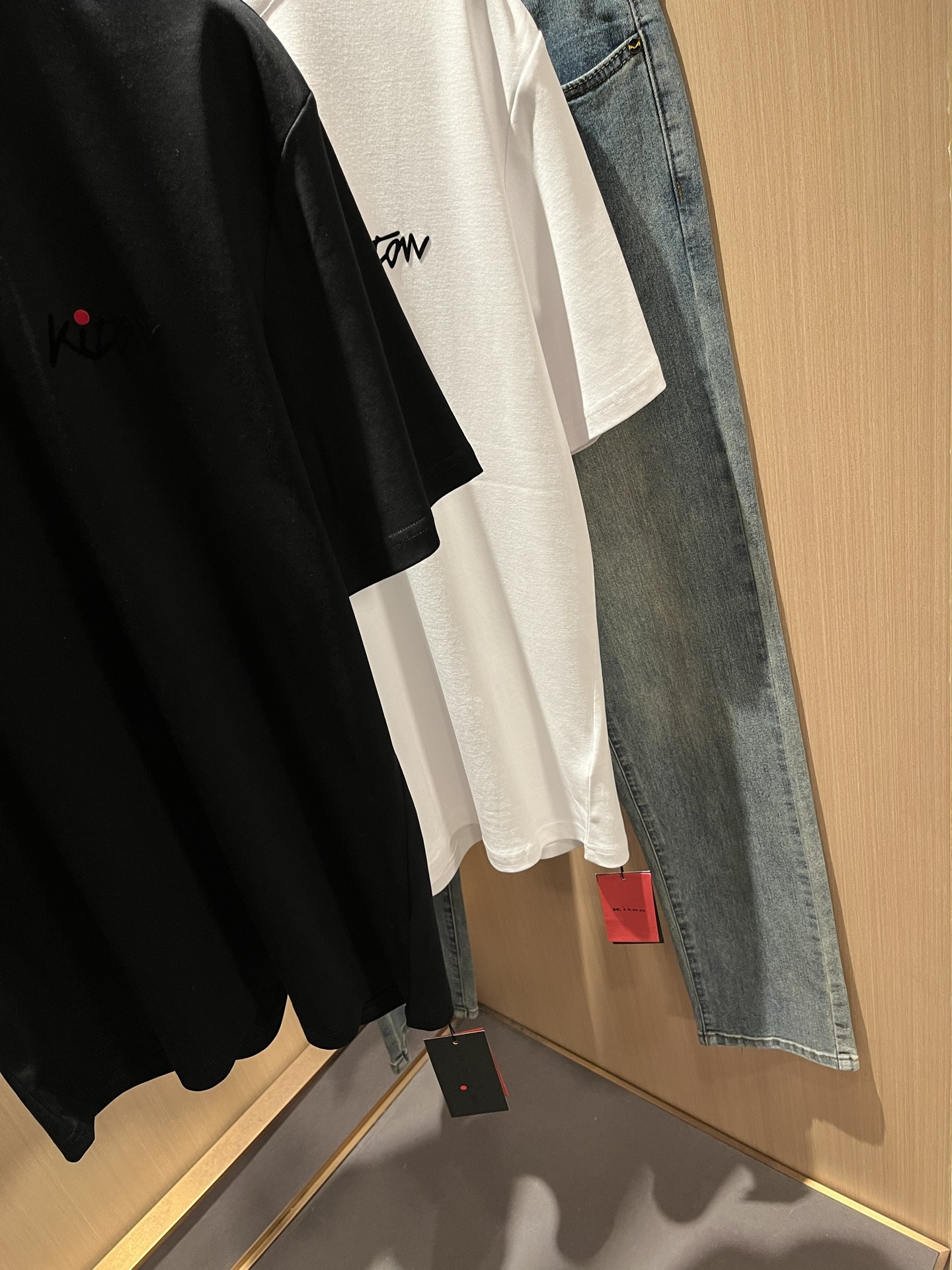 Kiton  男士短袖T恤服装,男 7