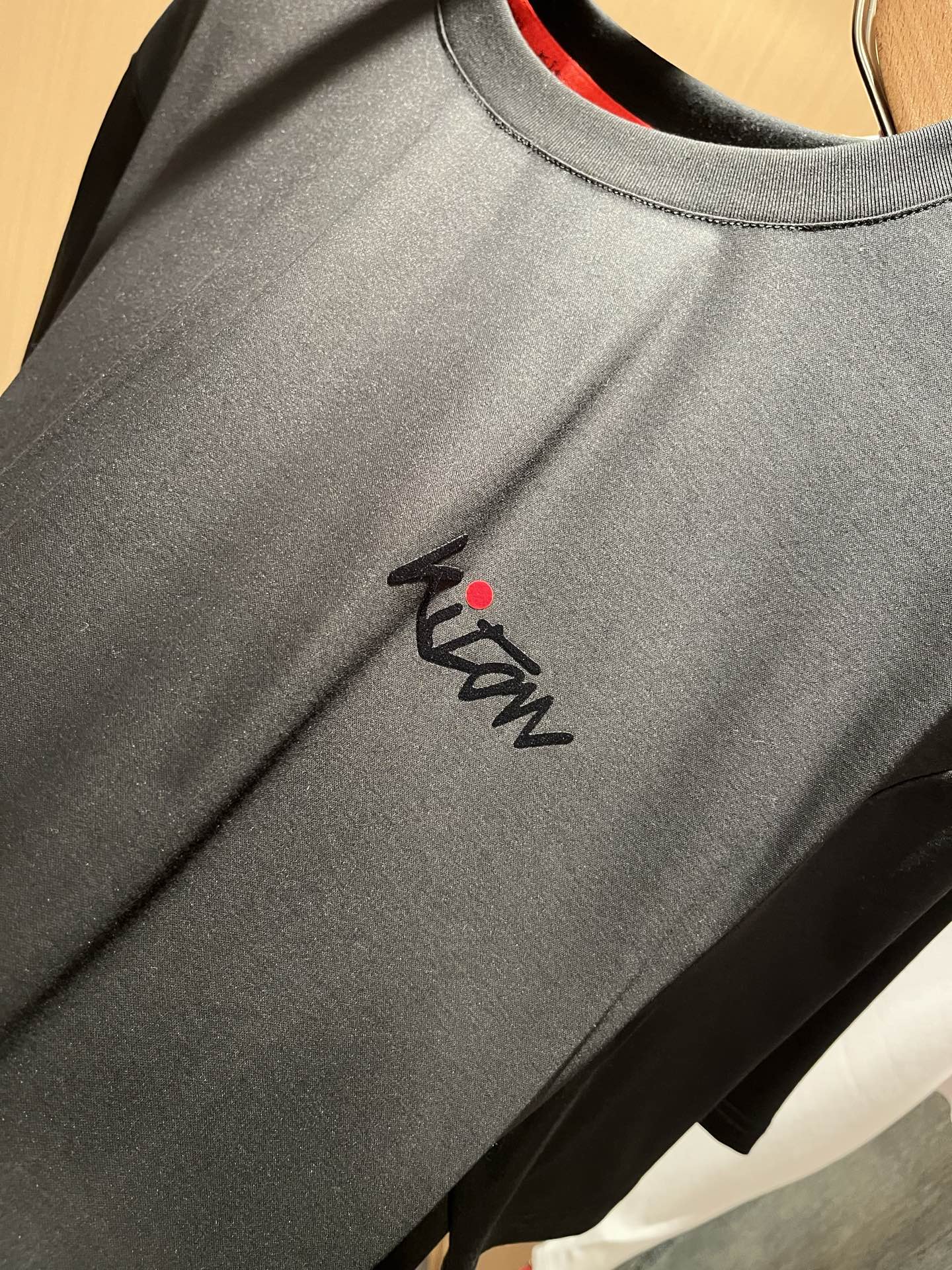 Kiton  男士短袖T恤服装,男 9