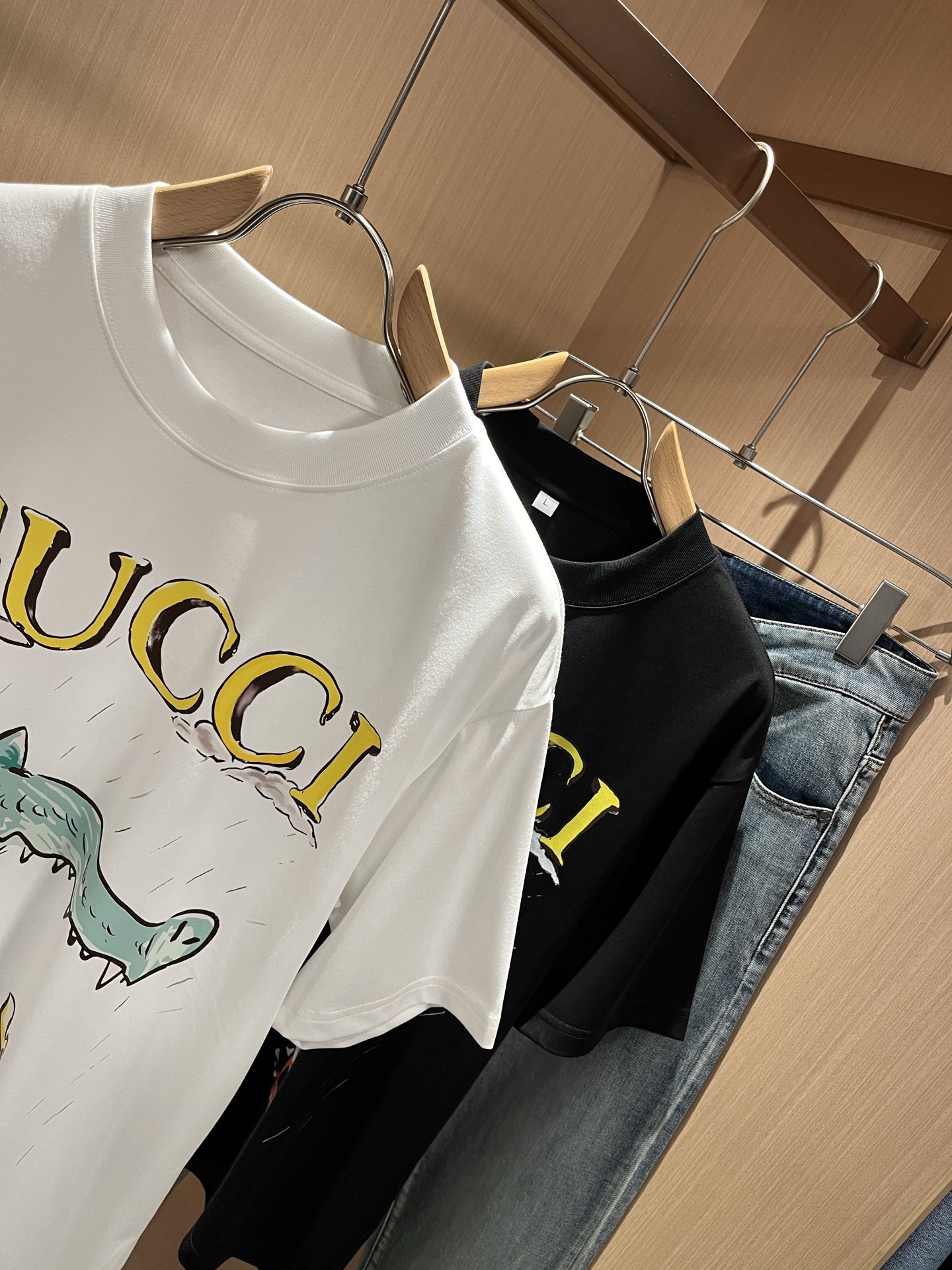 Gucci 2025春夏系列 短袖T恤衫服装,男,女 2