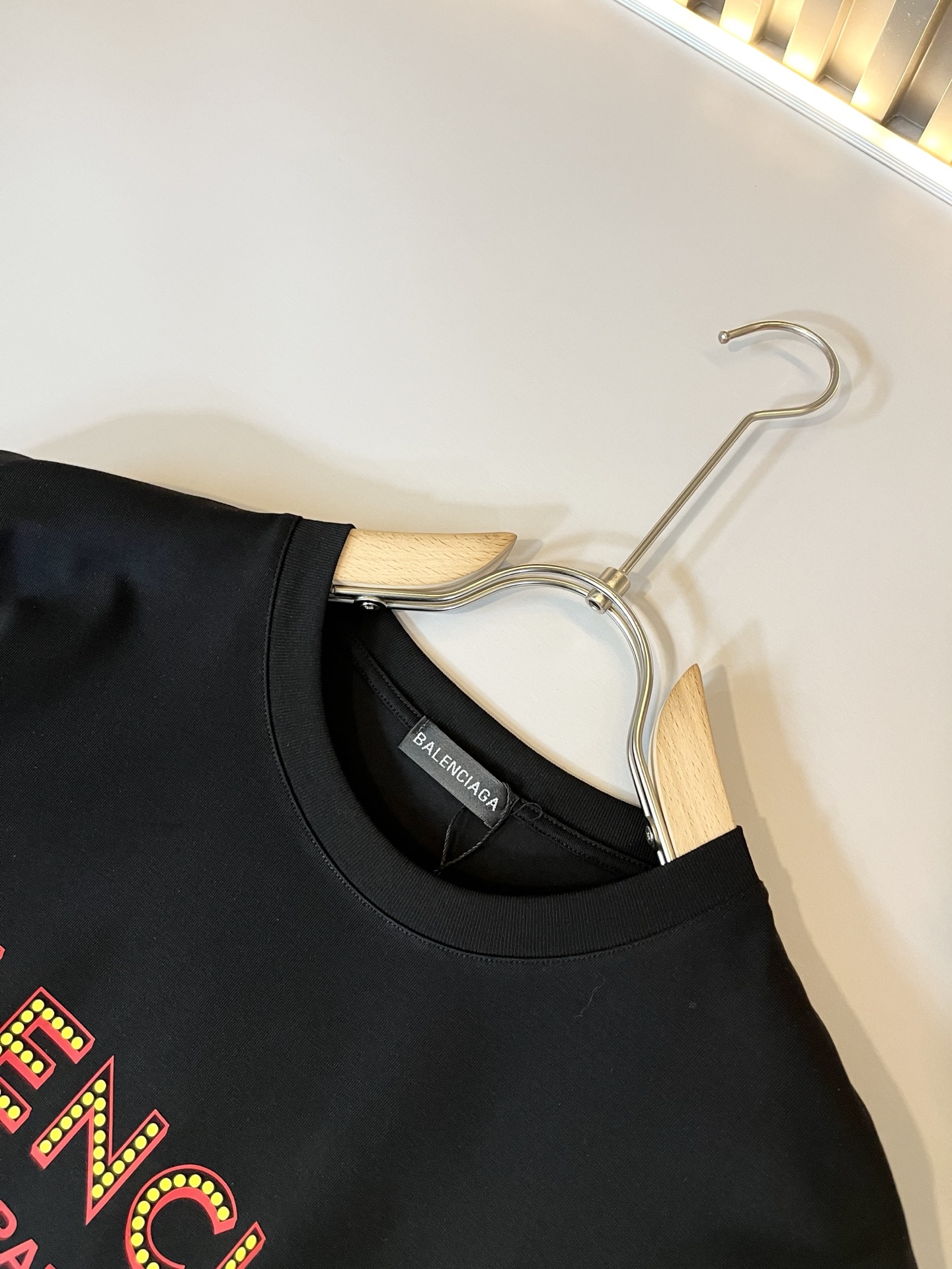 BALENCIA 2025春夏 短袖T恤衫服装,男,女 7