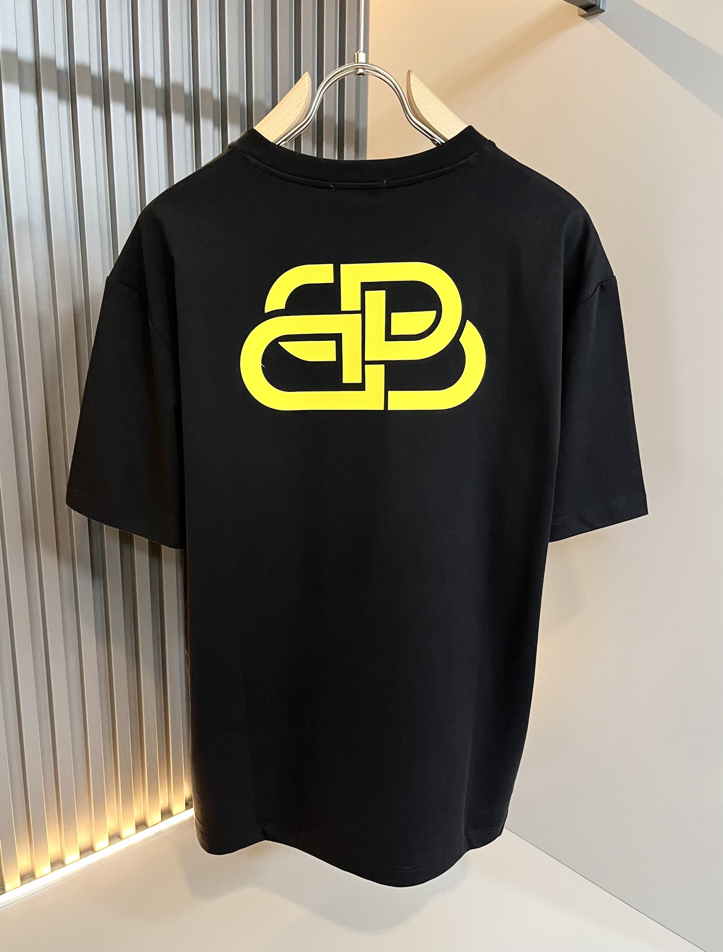 BALENCIA 2025春夏 短袖T恤衫服装,男,女 4