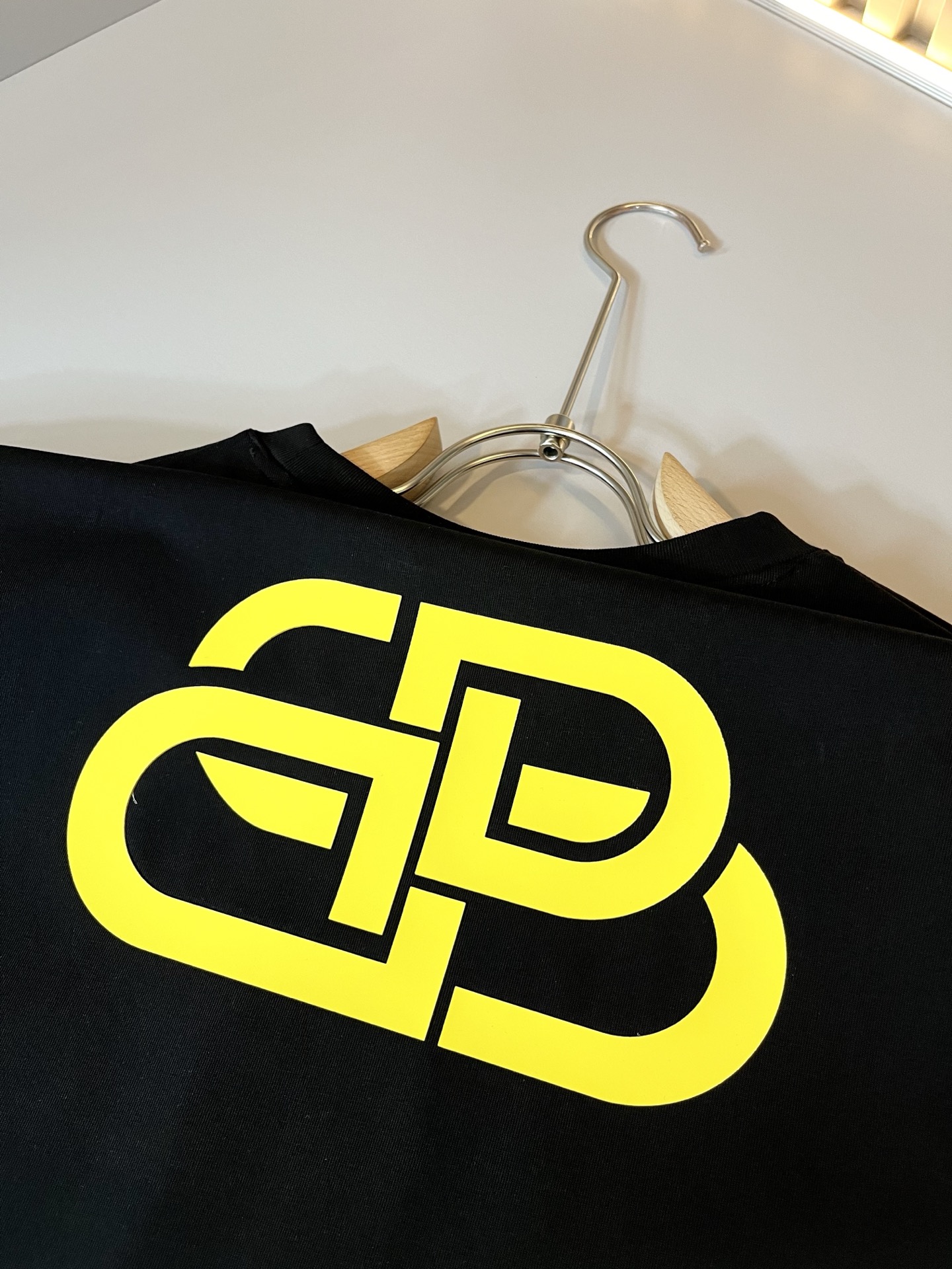 BALENCIA 2025春夏 短袖T恤衫服装,男,女 9