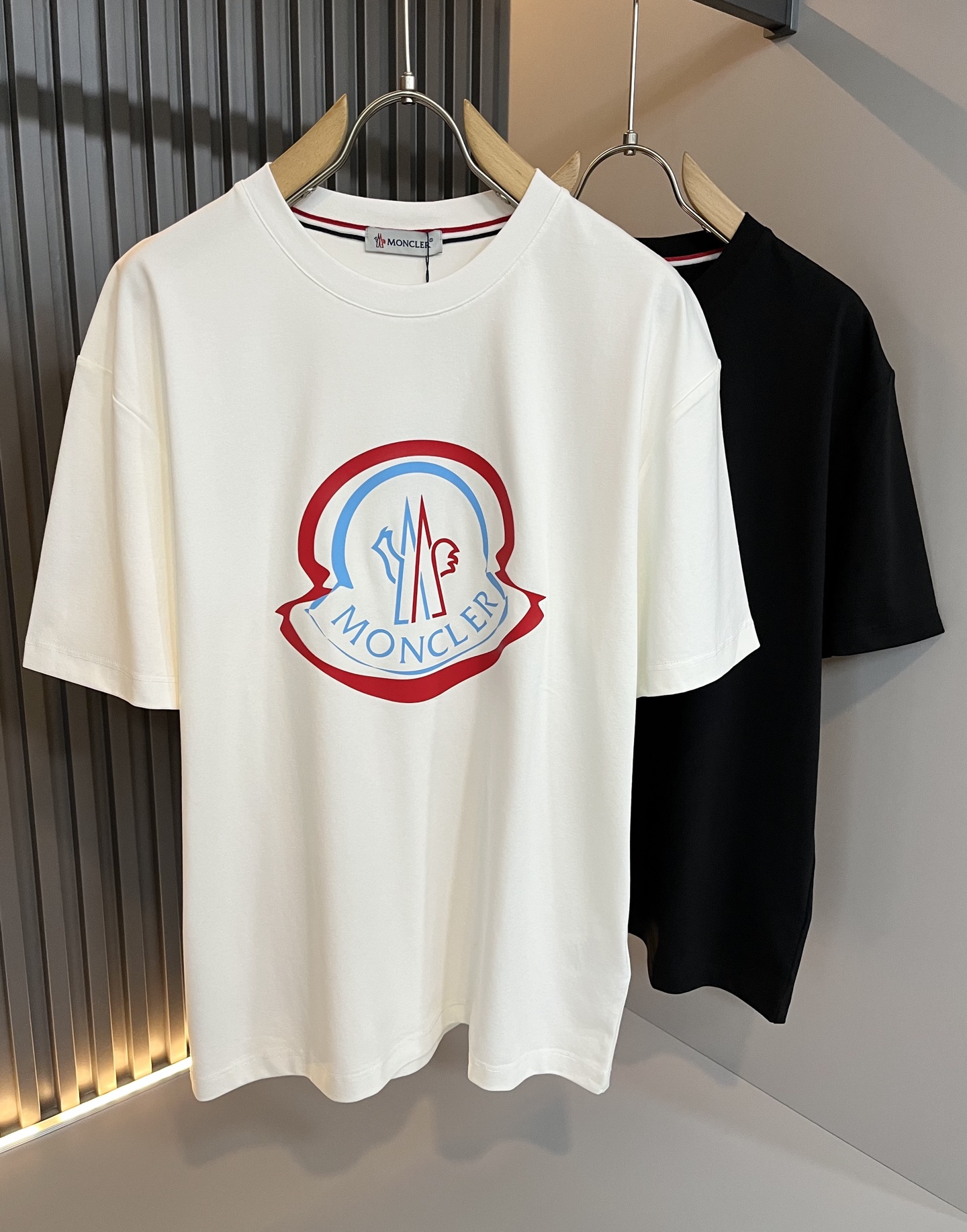 Moncler蒙家 2025春夏最新男女同款👫贸易订单短袖T恤，全品...