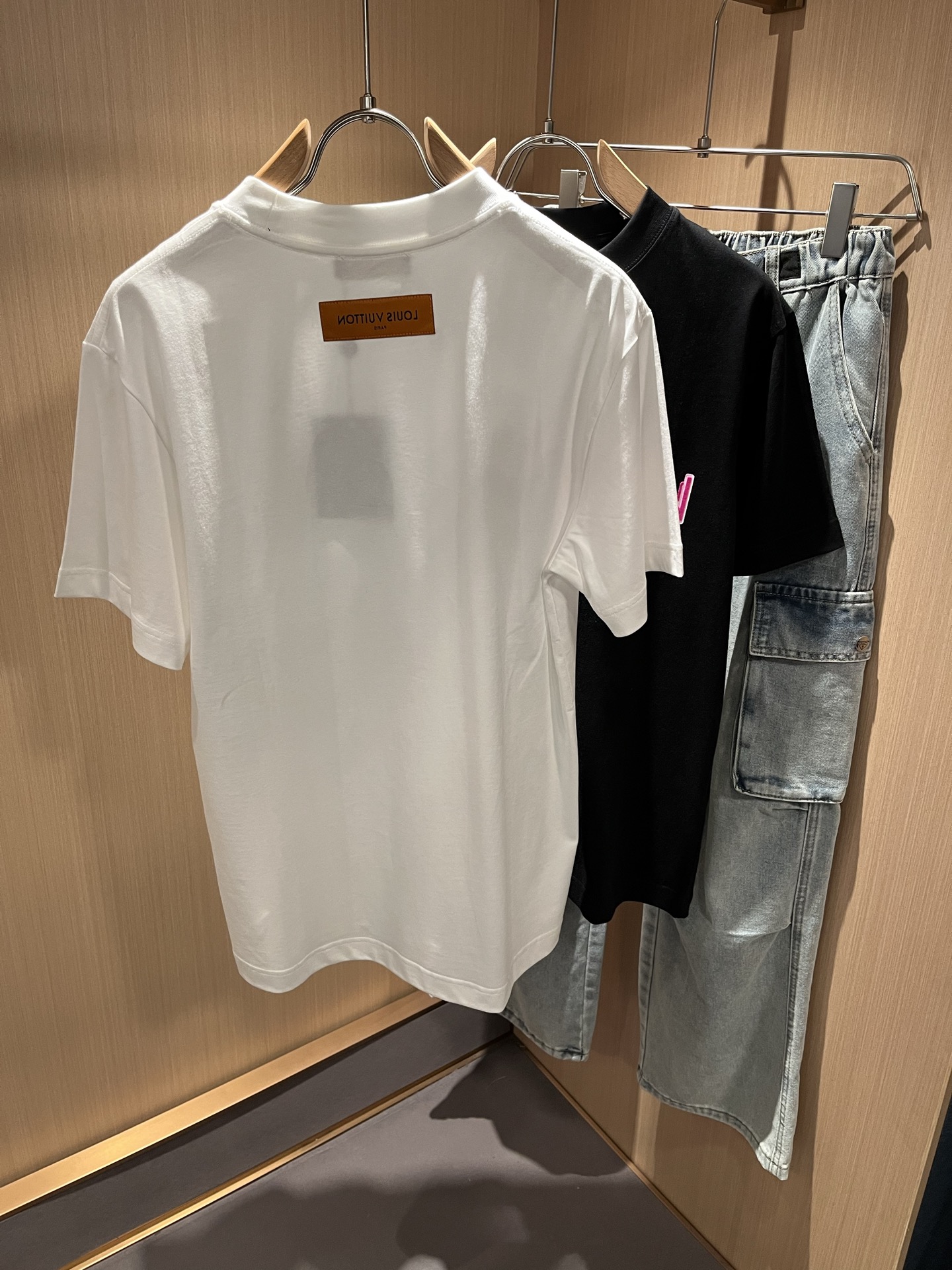 Louis Vuitton 2025春夏全新系列 短袖T恤服装,男,女 3