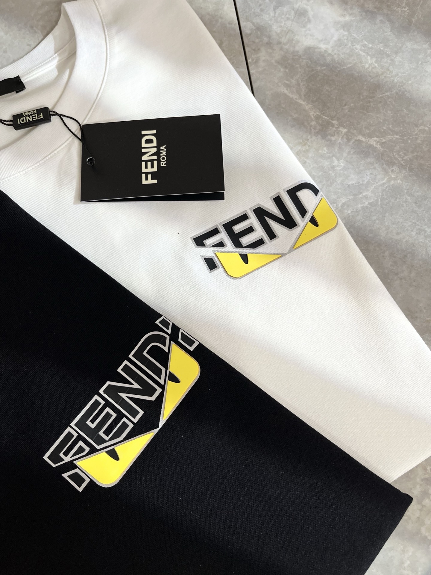FEN*I 芬*迪2026春夏新款FD家族FF男女同款👫短袖T恤，男女同款👫百搭极简短袖。意大利原厂订单