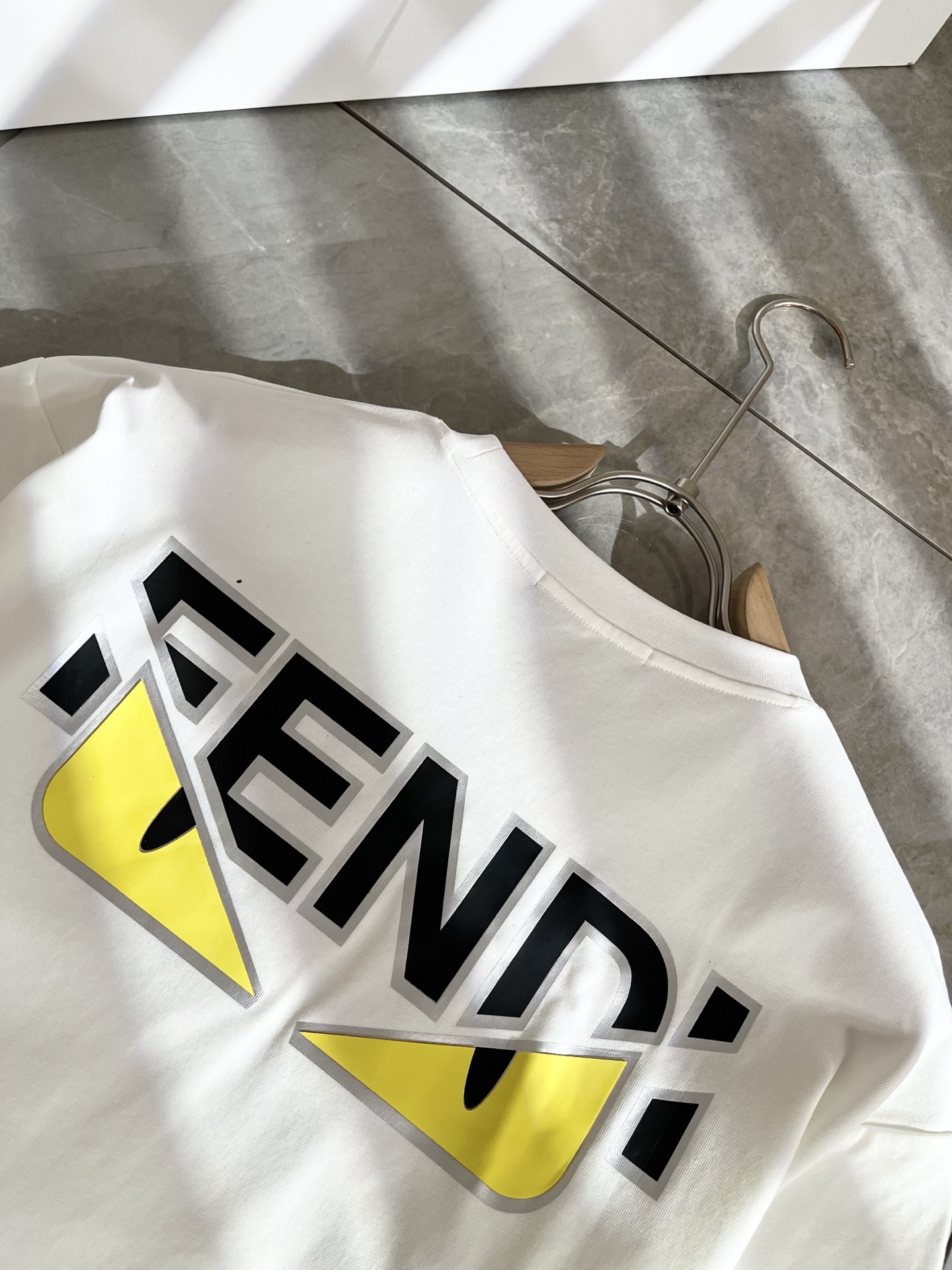 FEN*I 芬*迪2026春夏新款FD家族FF男女同款👫短袖T恤，男女同款👫百搭极简短袖。意大利原厂订单