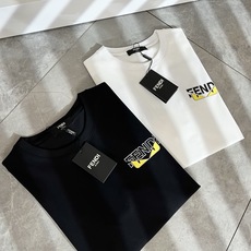 FEN*I 芬*迪2026春夏新款FD家族FF男女同款👫短袖T恤,男女同款👫百搭极简短袖。意大利原厂订单 FEN*I 芬*迪2026春夏新款FD家族FF男女同款👫短袖T恤,男女同款👫百搭极简短袖。意大利原厂订单