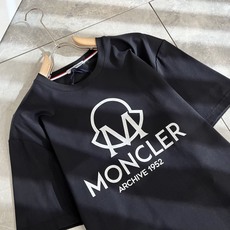 Moncler蒙家 2026春夏最新男女同款👫贸易订单短袖T恤,全品相!!网红款!采用logo图案压胶设 Moncler蒙家 2026春夏最新男女同款👫贸易订单短袖T恤,全品相!!网红款!采用logo图案压胶设